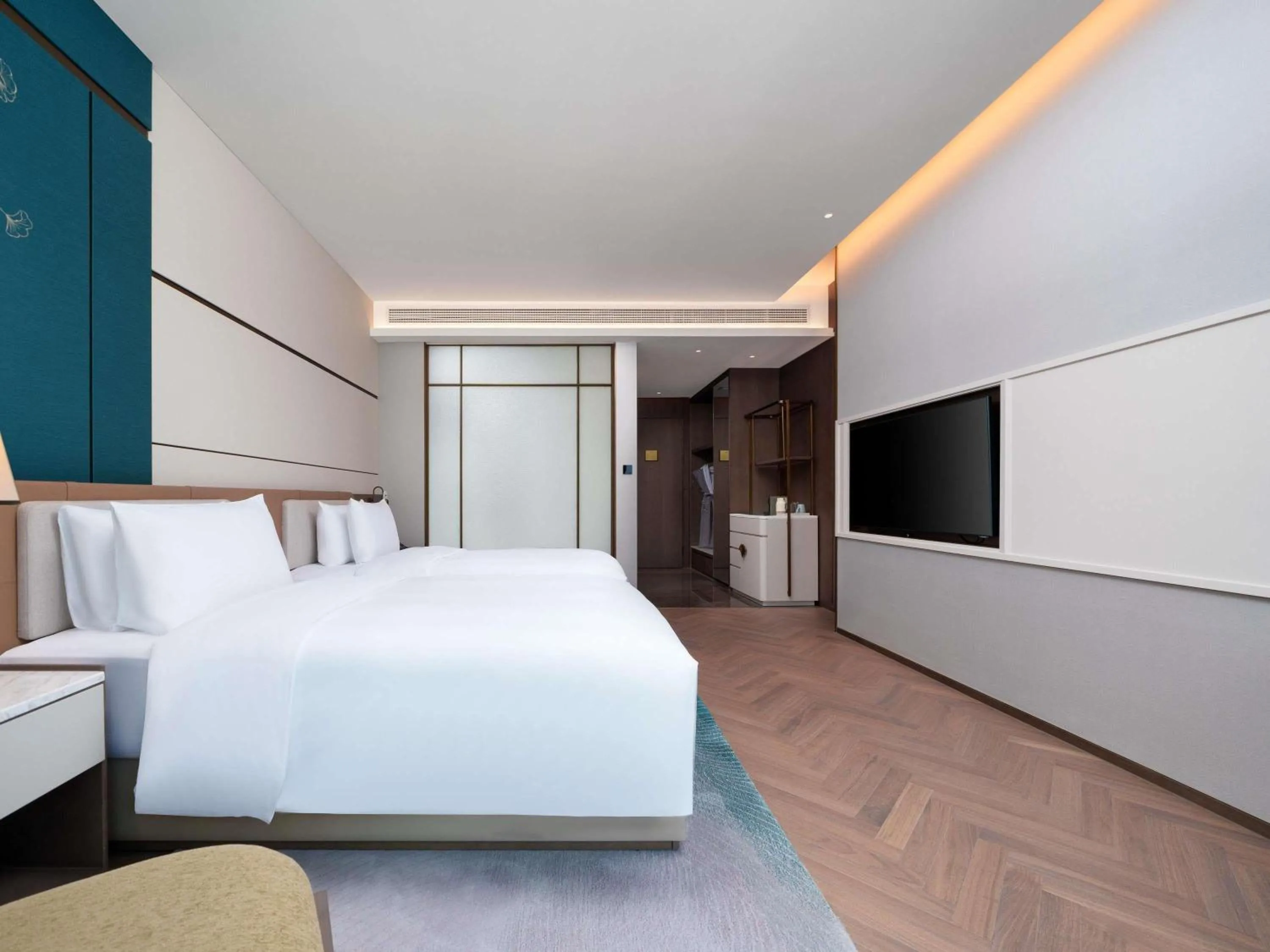 Bedroom, Bed in Grand Mercure Hangzhou Qingshan Lake