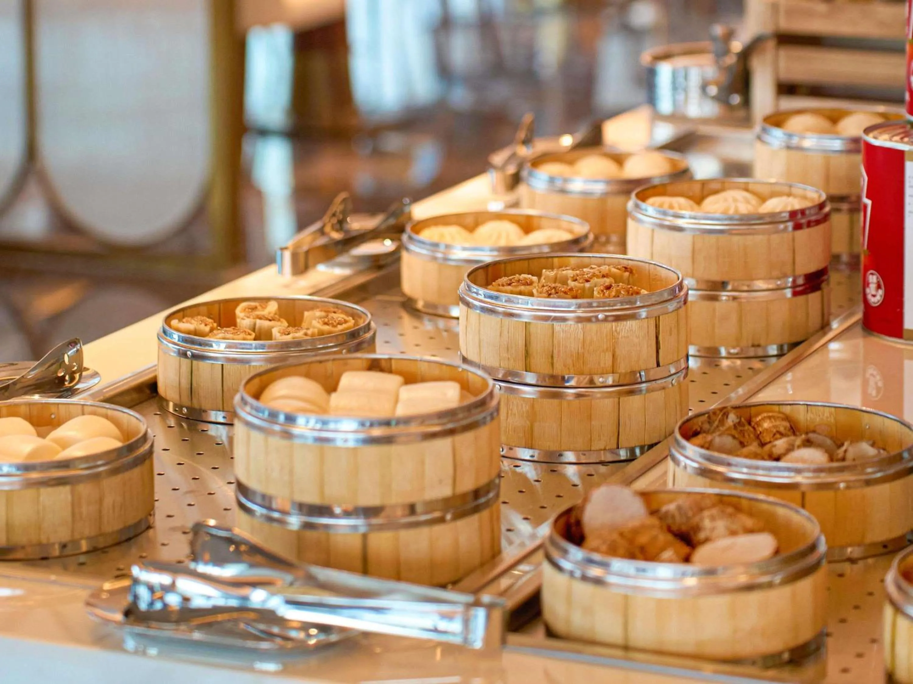 Breakfast in Grand Mercure Hangzhou Qingshan Lake