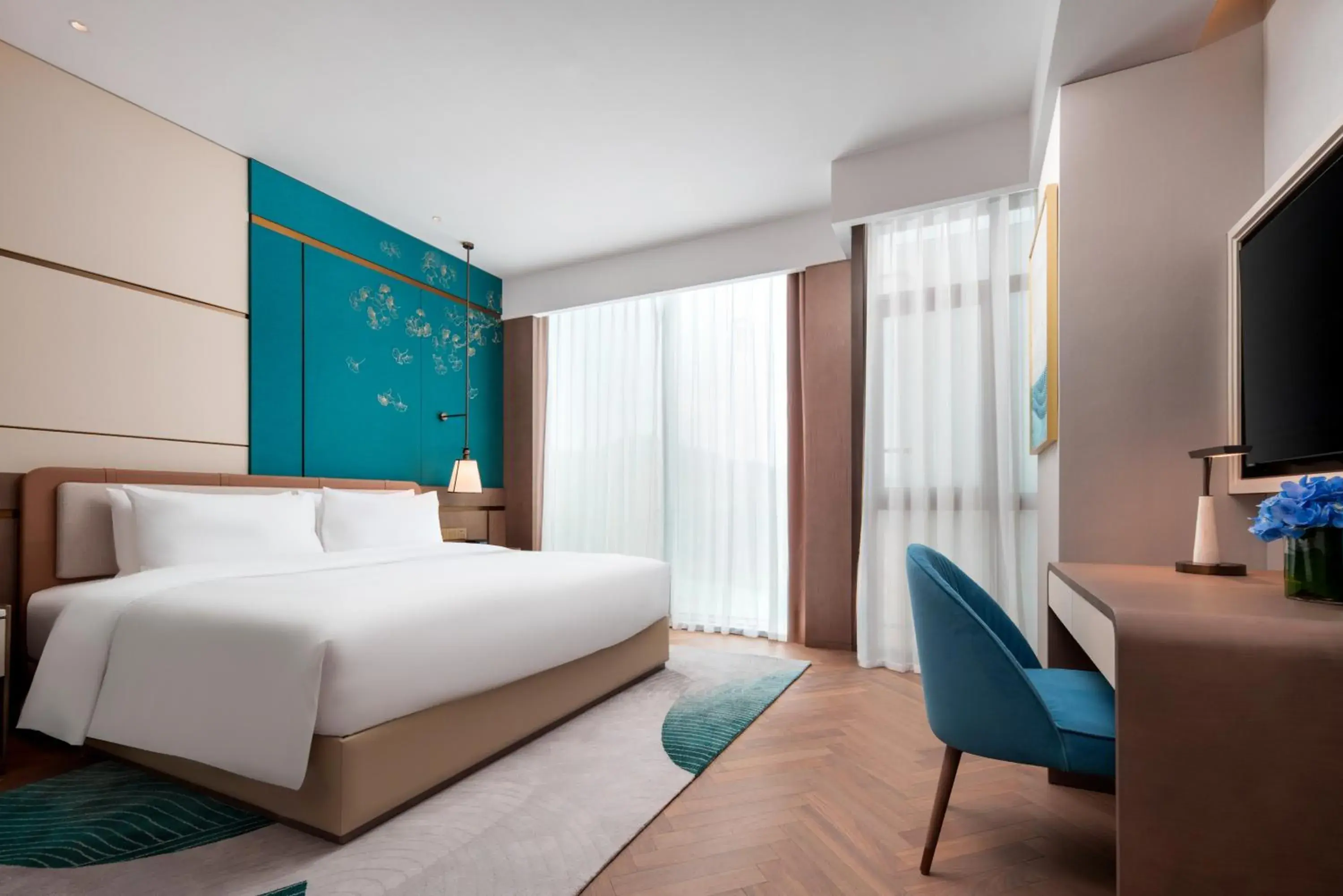 Superior King Room in Grand Mercure Hangzhou Qingshan Lake Superior King Room in Grand Mercure Hangzhou Qingshan Lake