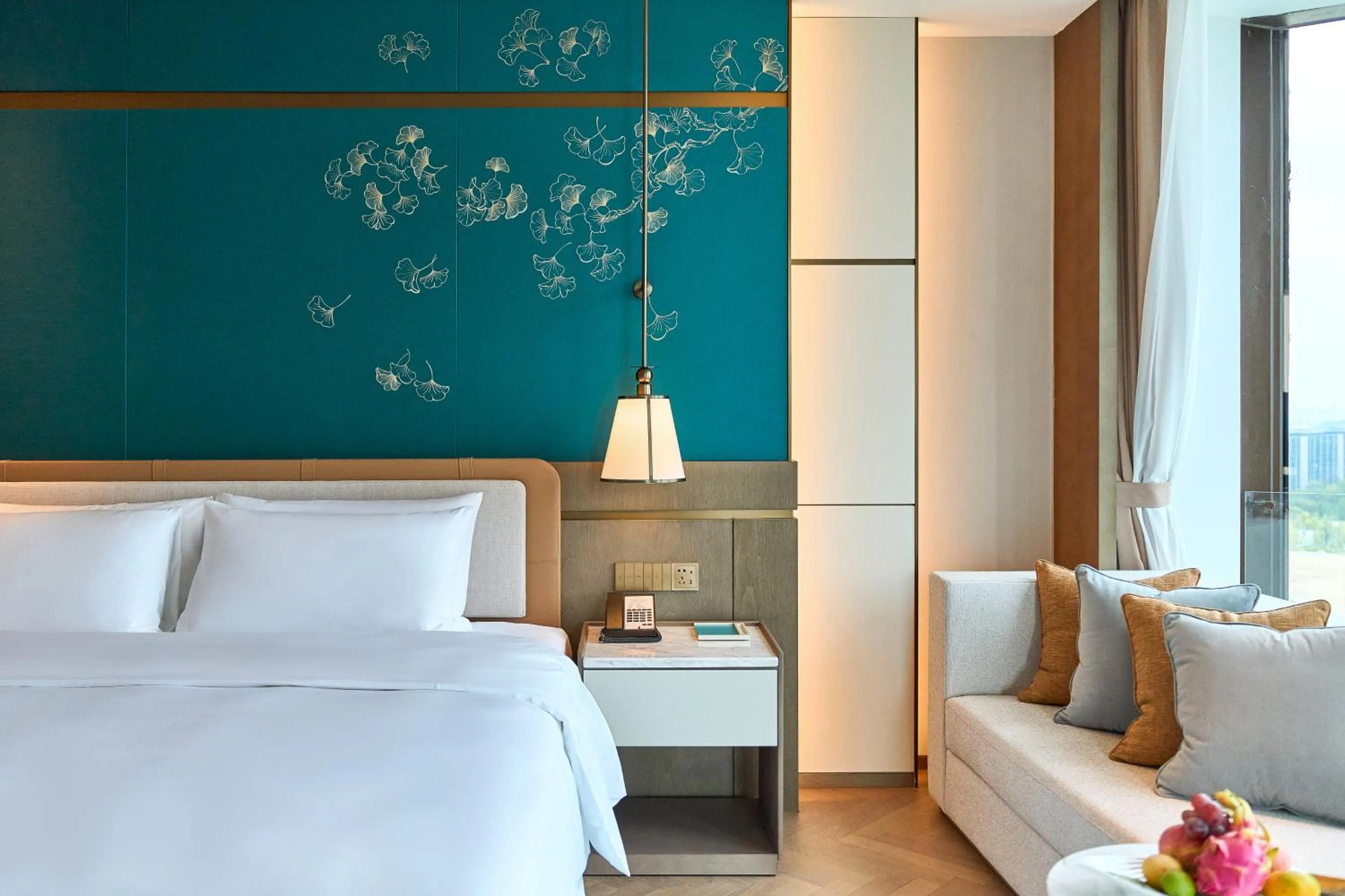 Bedroom, Bed in Grand Mercure Hangzhou Qingshan Lake