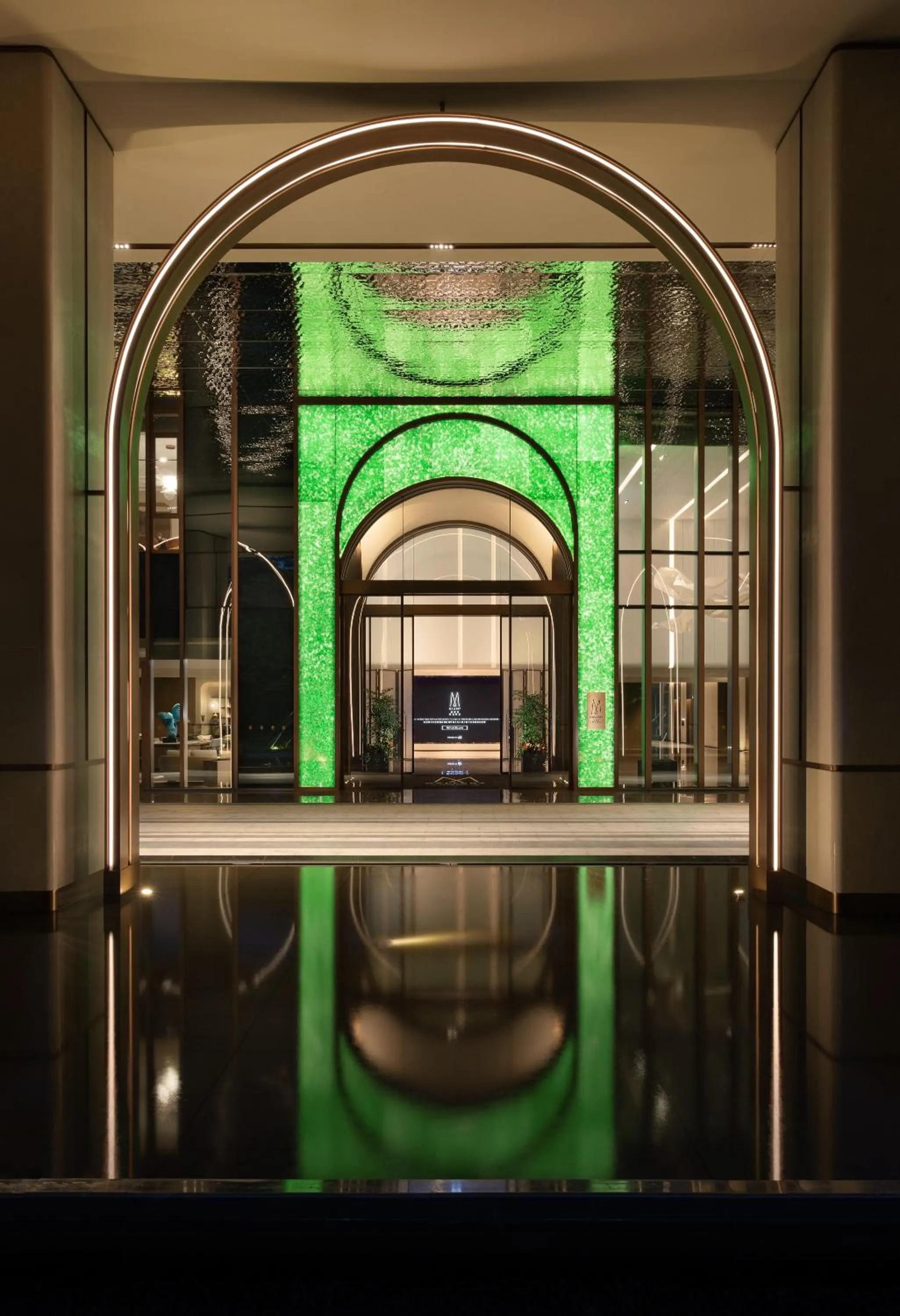 Facade/entrance in Fashion Town Hotel Shenzhen MGallery Collection