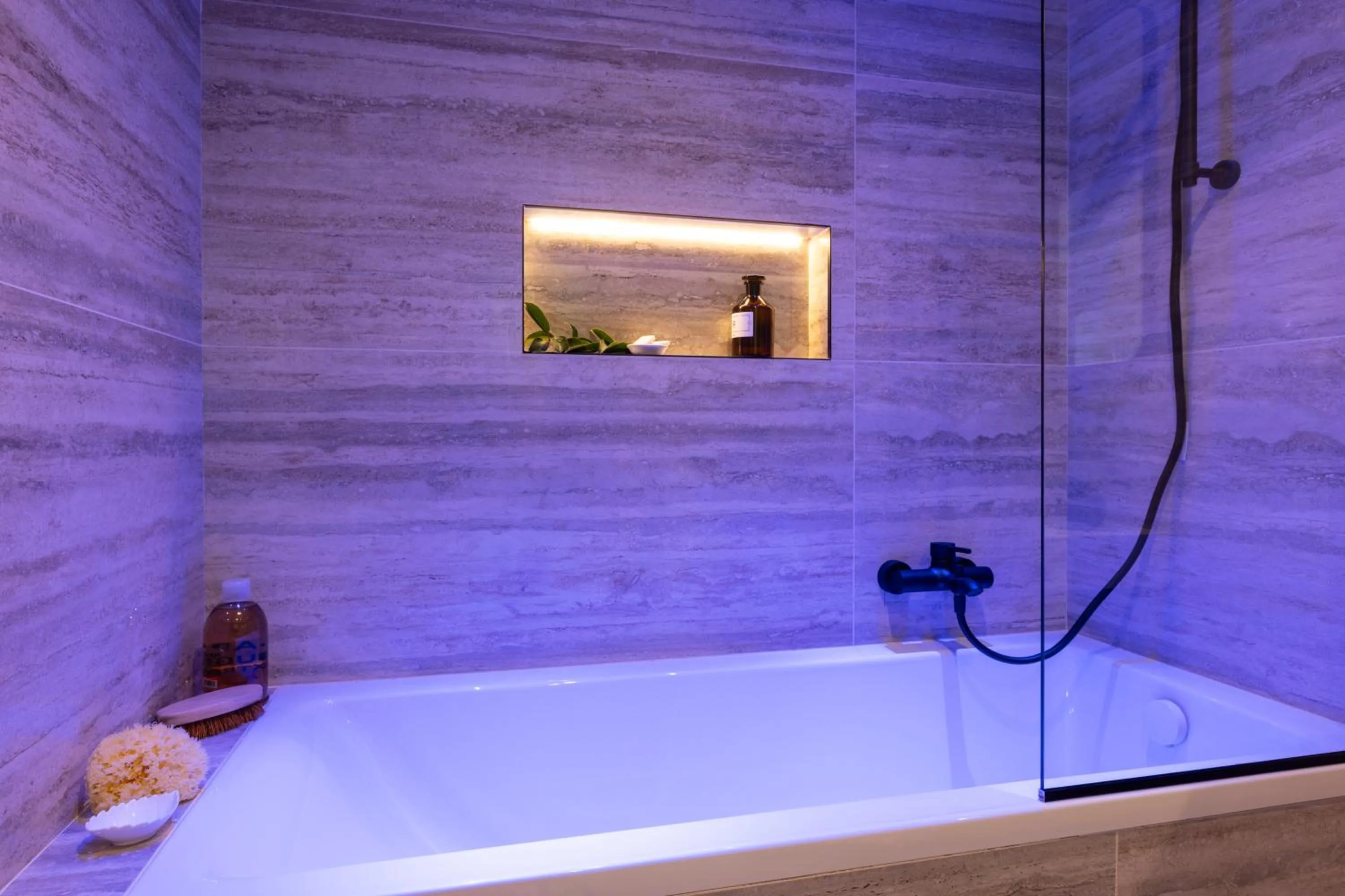 Shower in Adoro Hotel