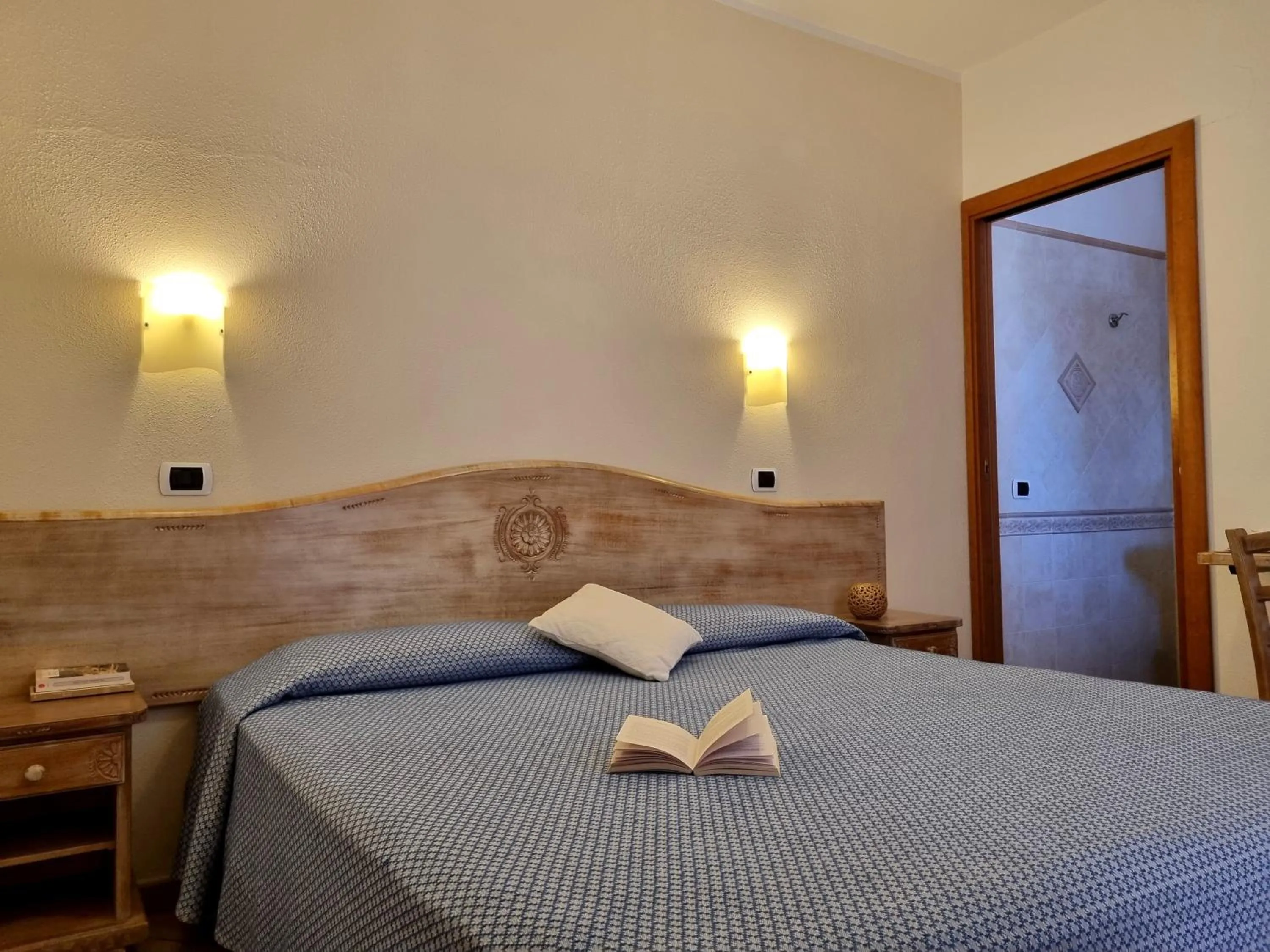 Bed in Hotel Delle Isole