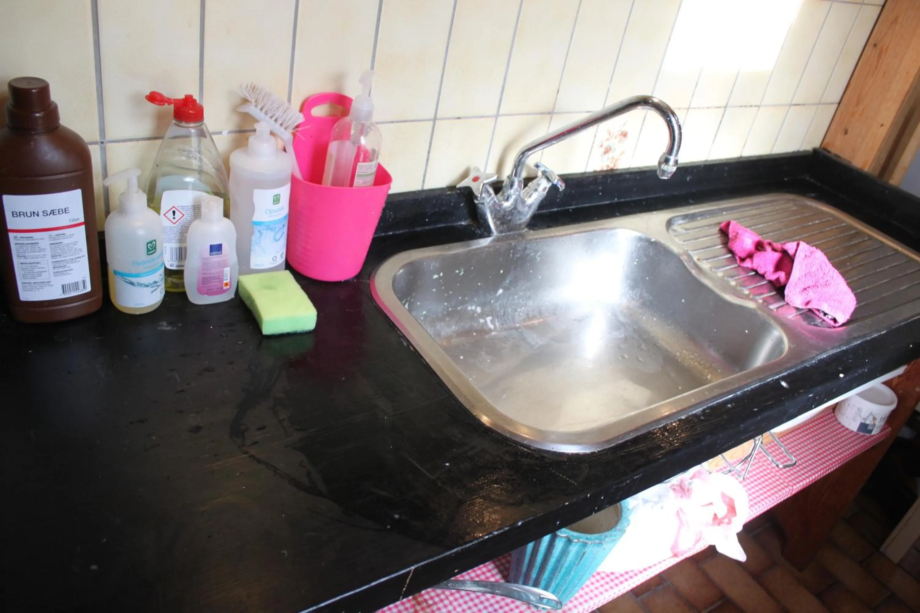 Kitchen or kitchenette in Borup Bed & Breakfast