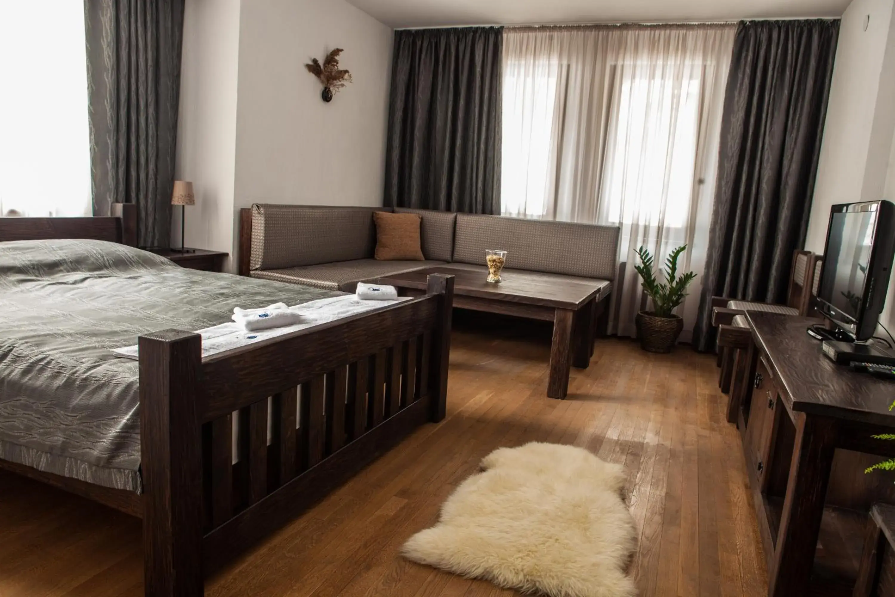 Deluxe Double Room with Extra Bed in Horlog Castle Deluxe Double Room with Extra Bed in Horlog Castle