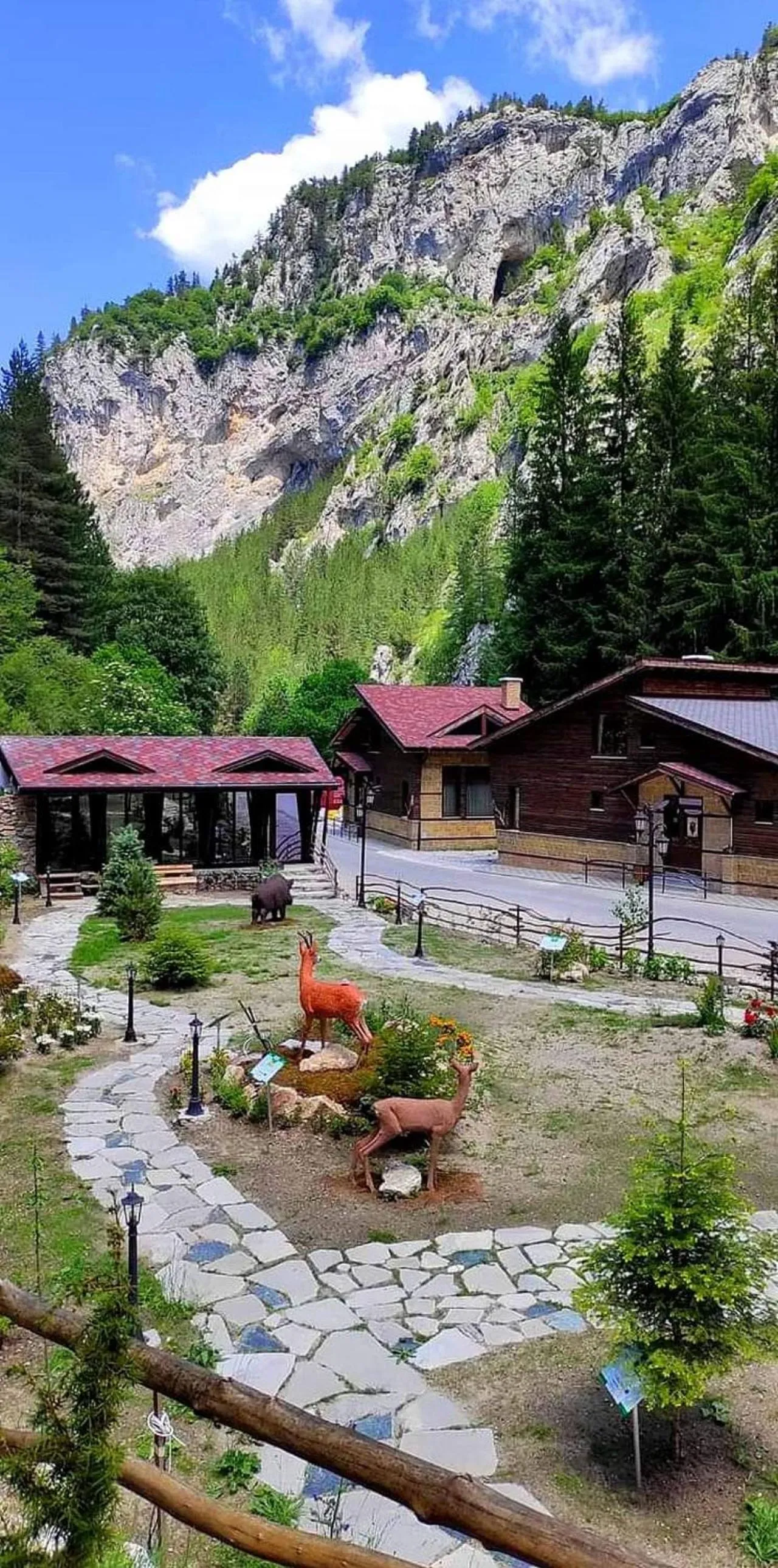 Nearby landmark in Horlog Castle