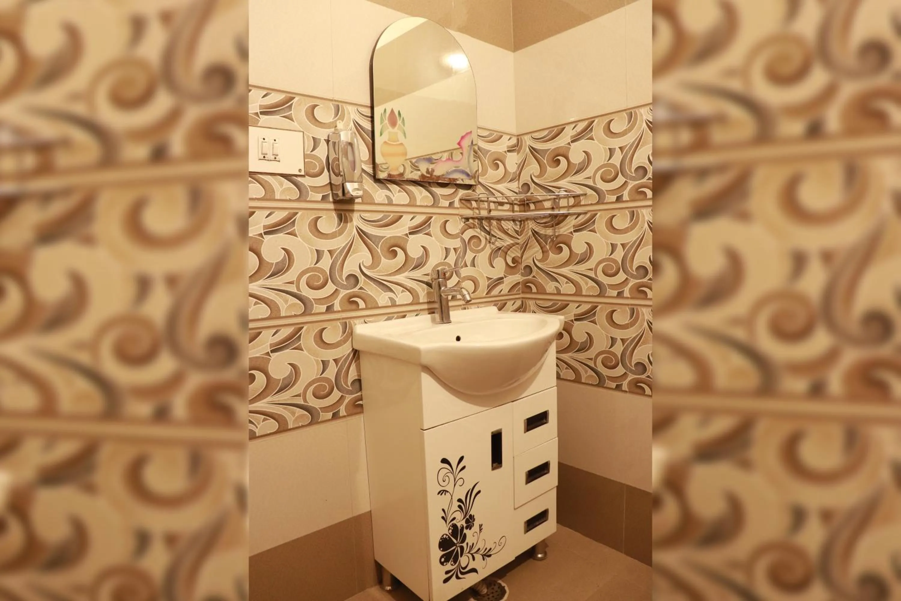 Toilet in Shiv Shakti Hostel