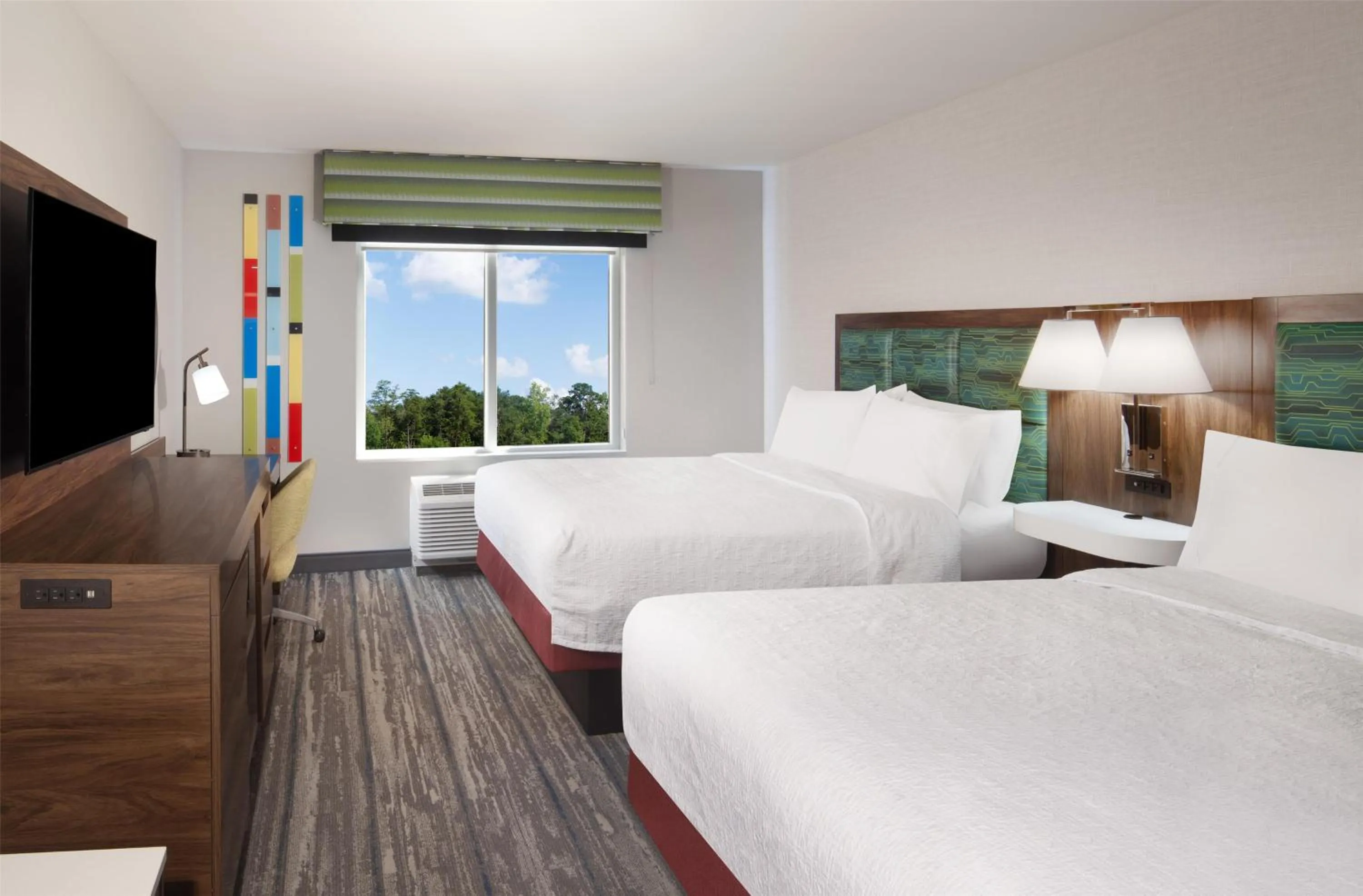 Bed in Hampton Inn Evergreen