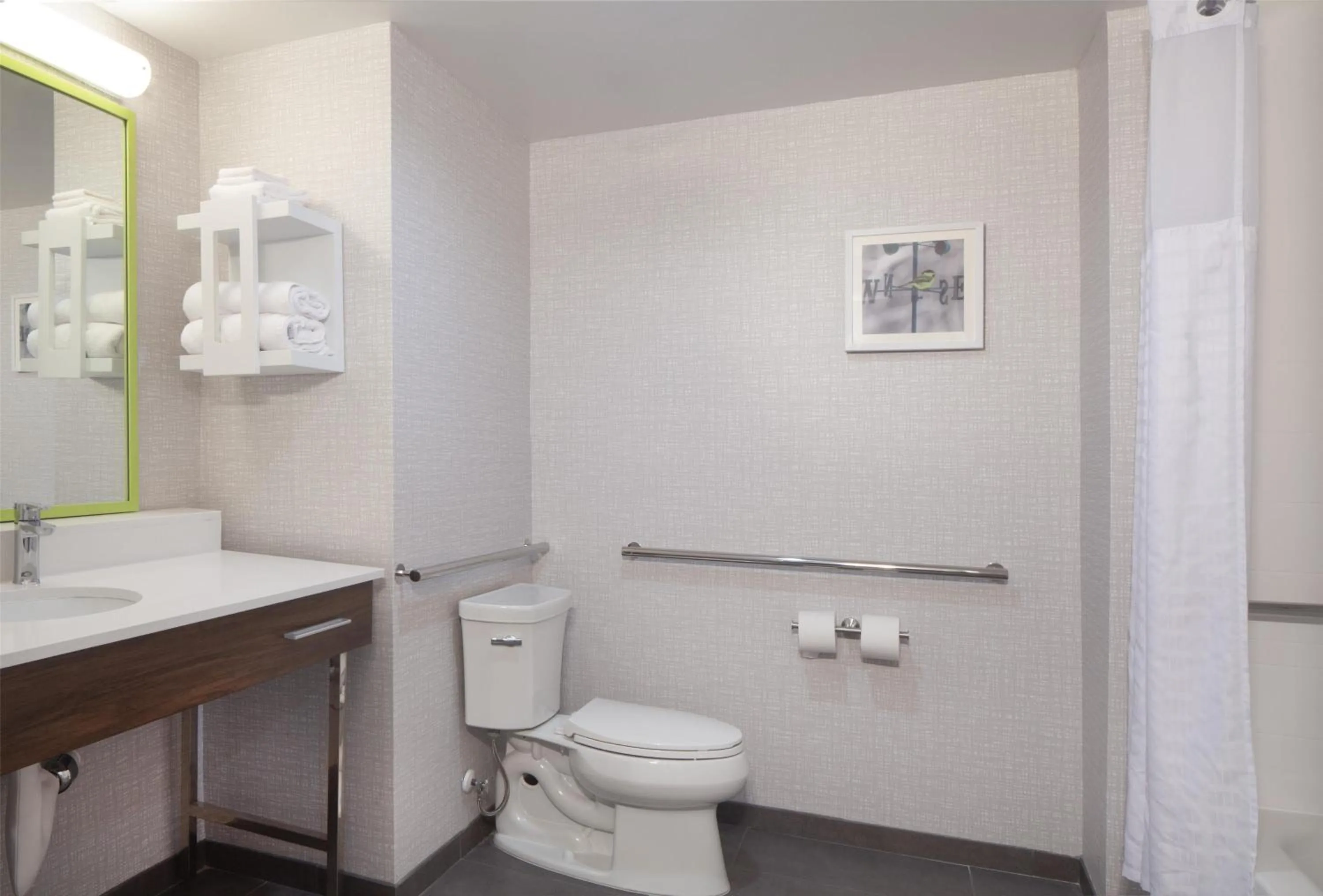 Bathroom in Hampton Inn Evergreen