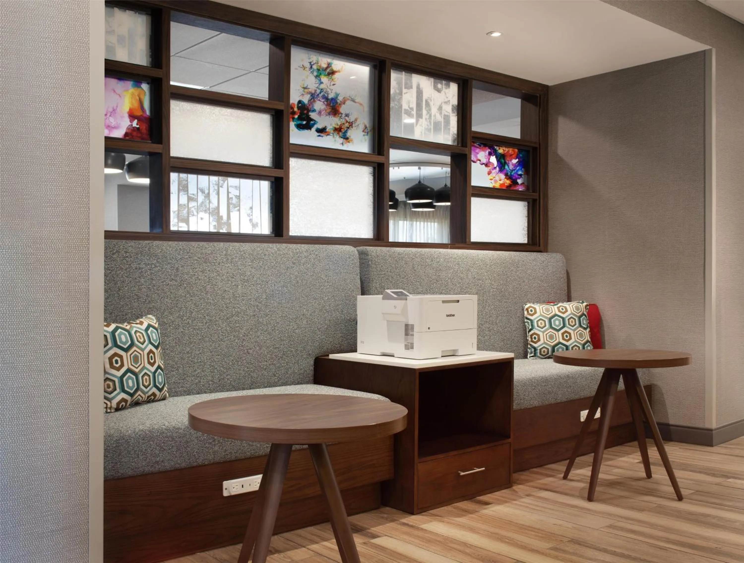 Business facilities in Hampton Inn Evergreen