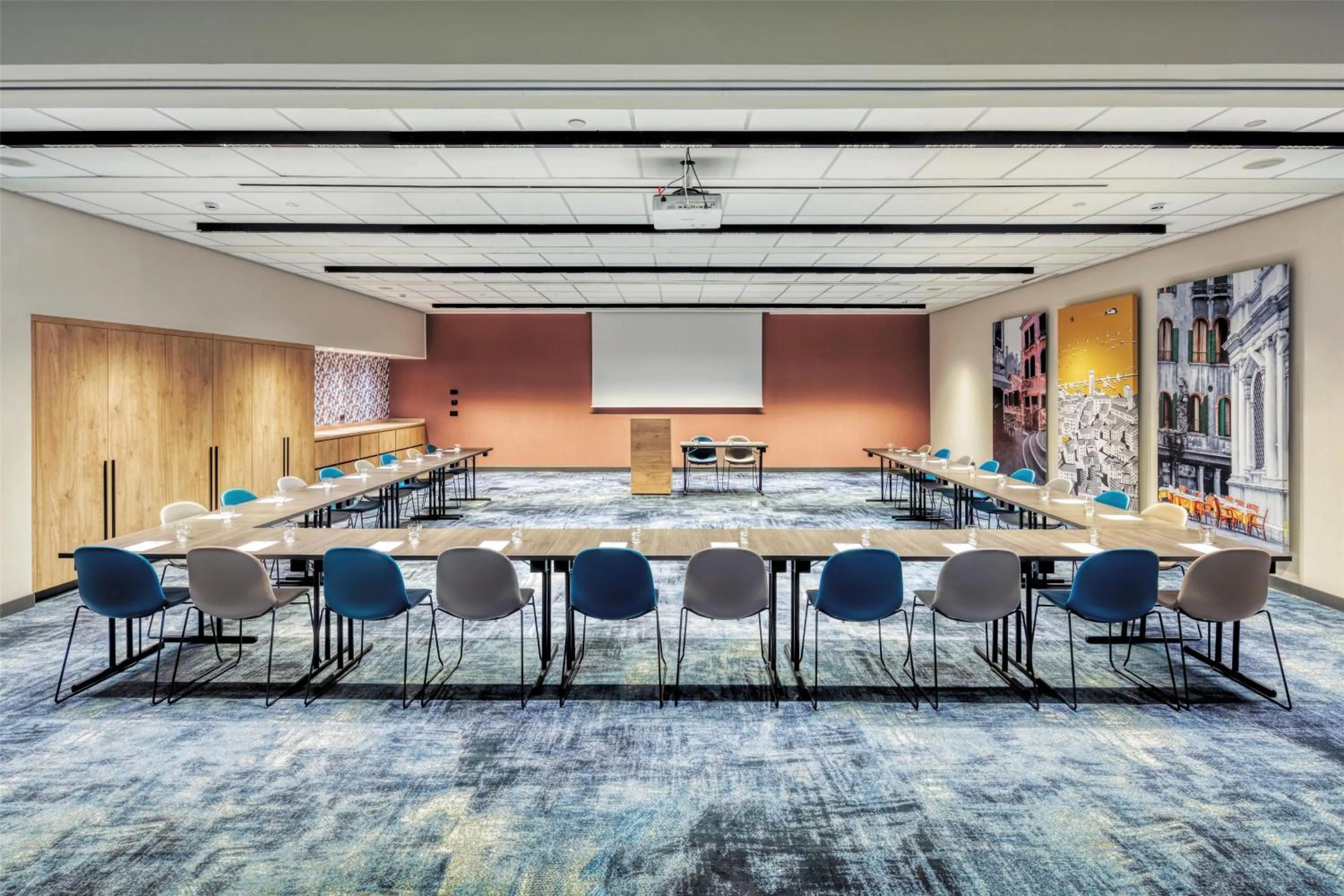 Meeting/conference room in Hampton By Hilton Venice Isola Nuova