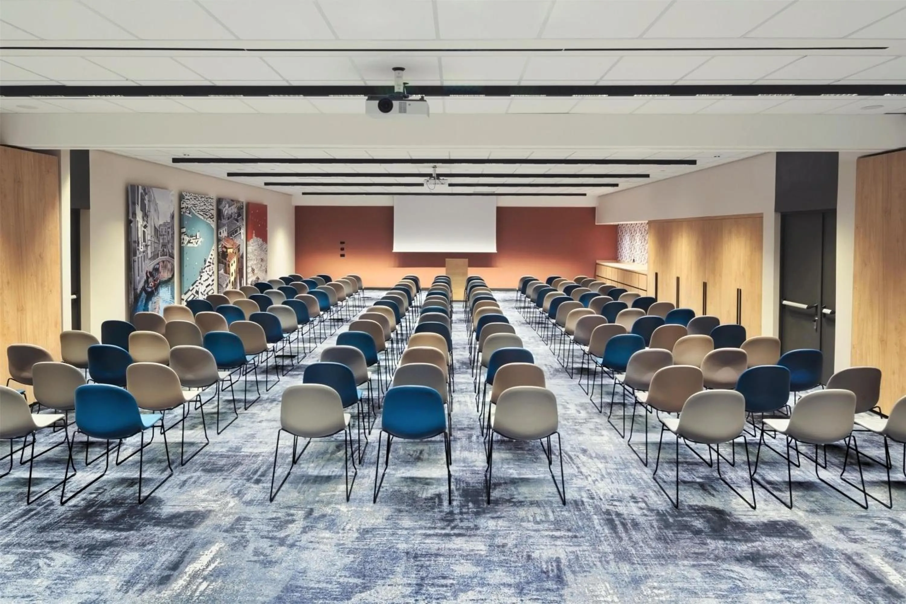 Meeting/conference room in Hampton By Hilton Venice Isola Nuova