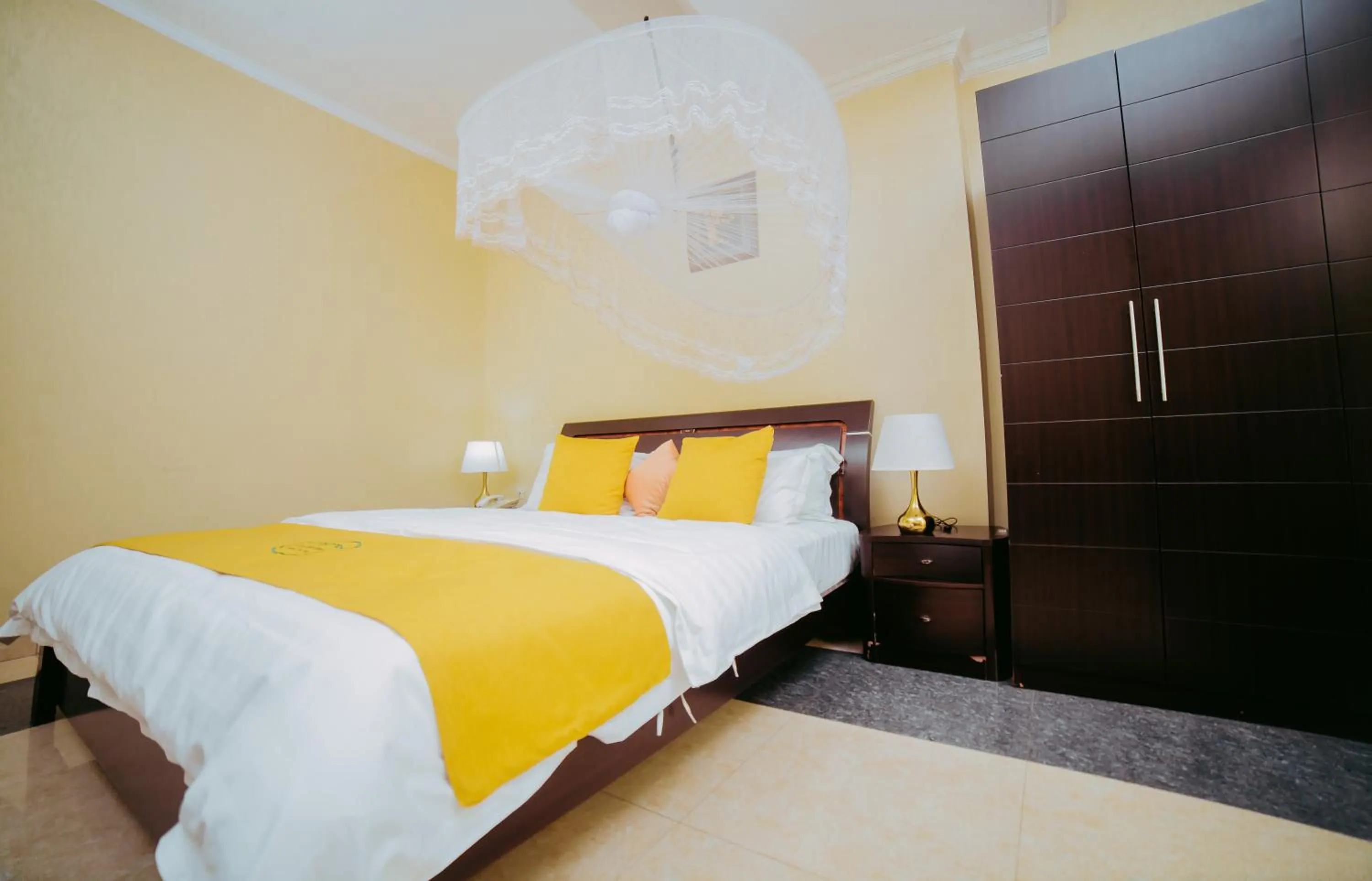 Bed in City Hill Hotel