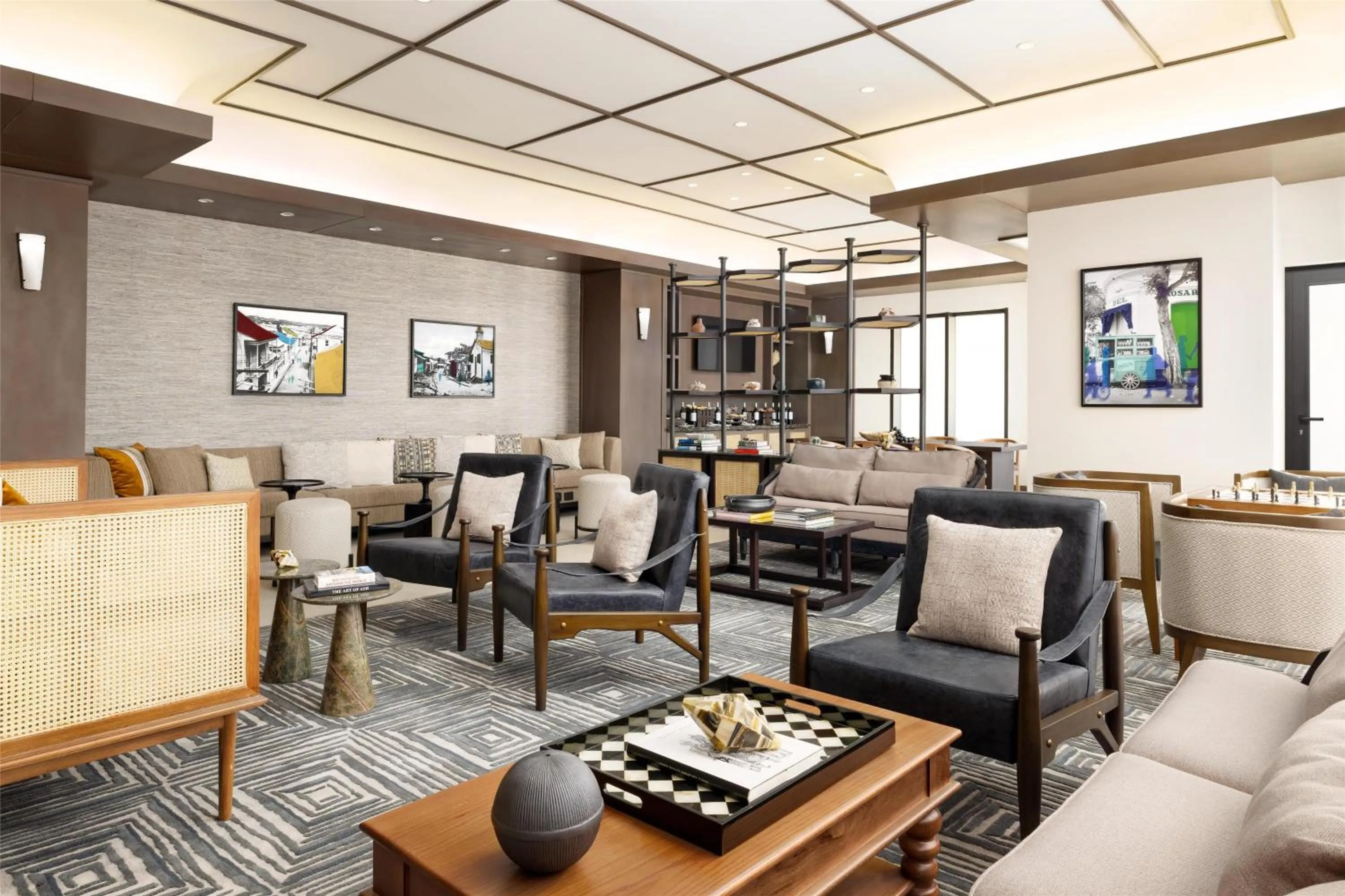 Meeting/conference room in Hotel Santiago, Curio Collection By Hilton