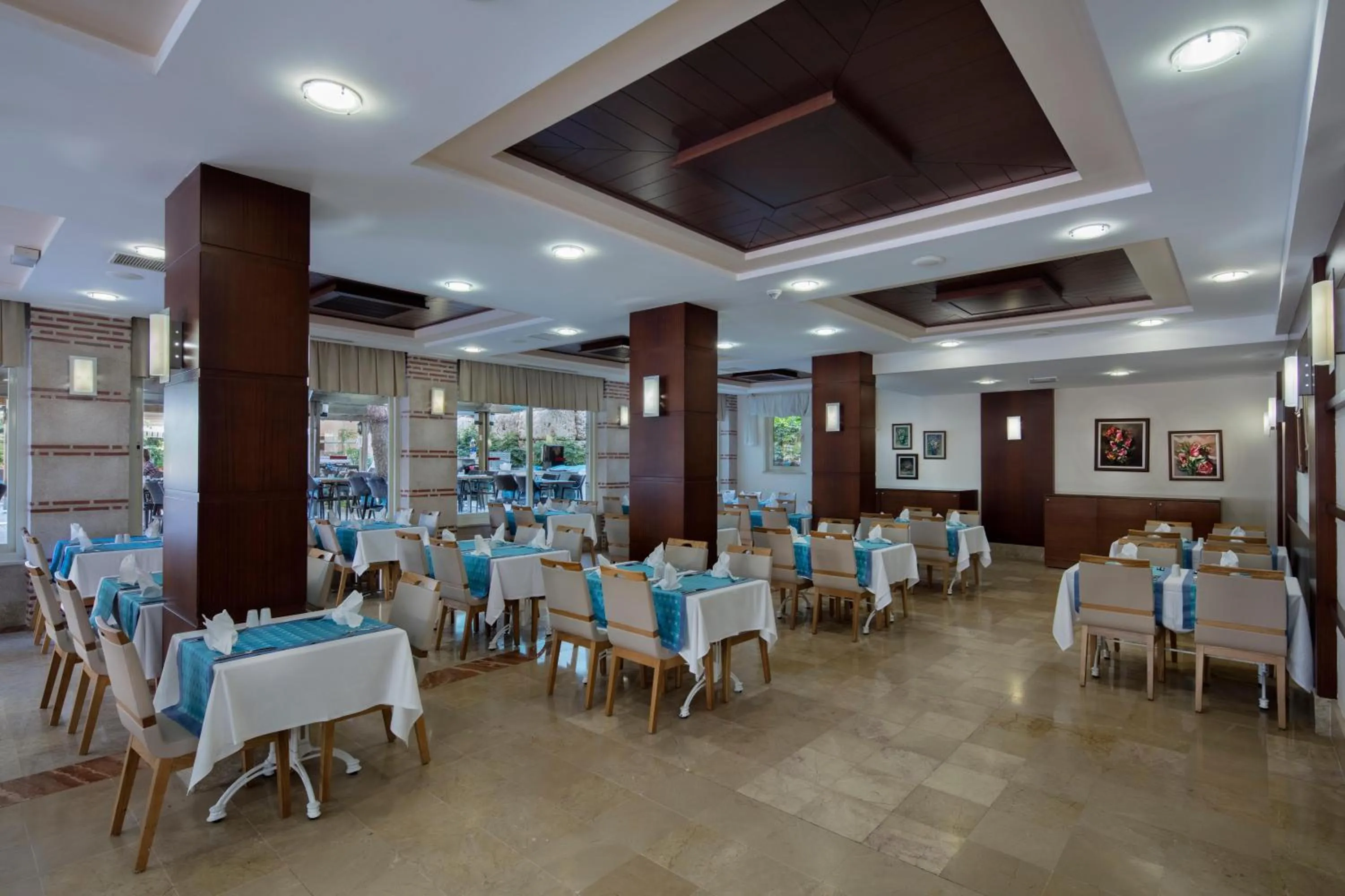 Restaurant/places to eat in Trendy Side Beach Adults Only