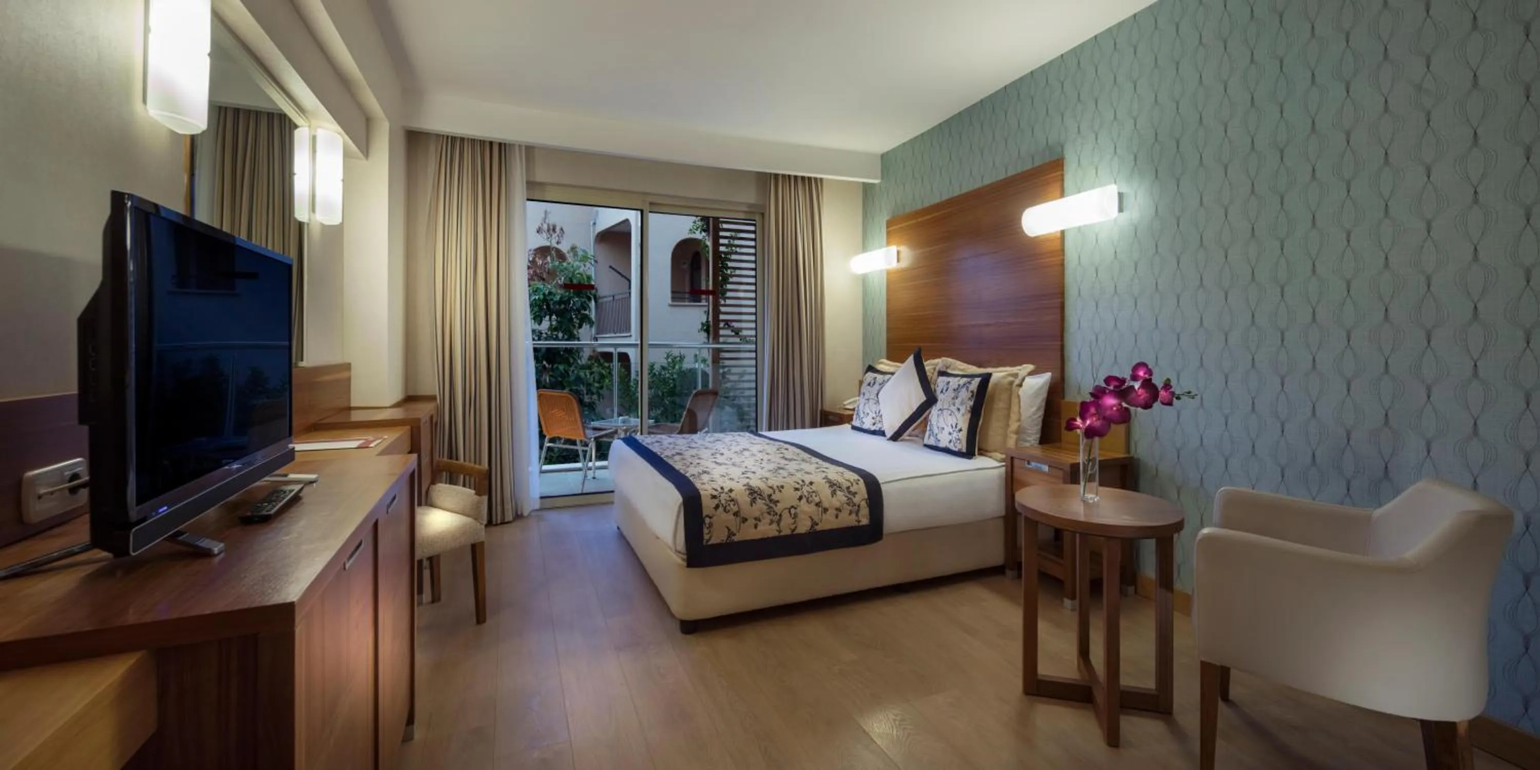 Photo of the whole room, Bed in Trendy Side Beach Adults Only