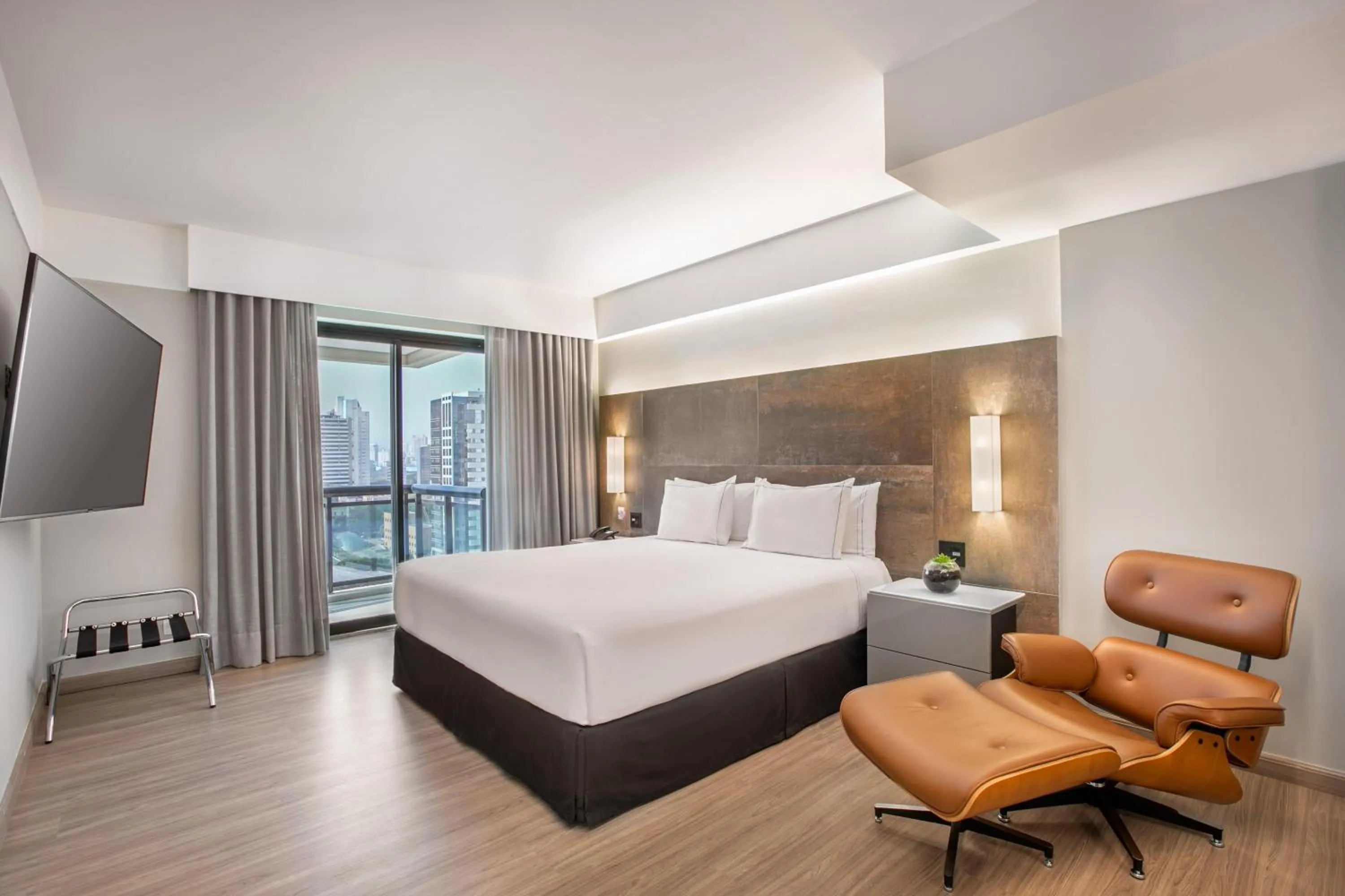 Bedroom, Bed in Meliá Ibirapuera