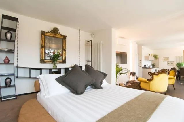 Bed in MURANO Suites - BOUTIQUE Apartments adults only