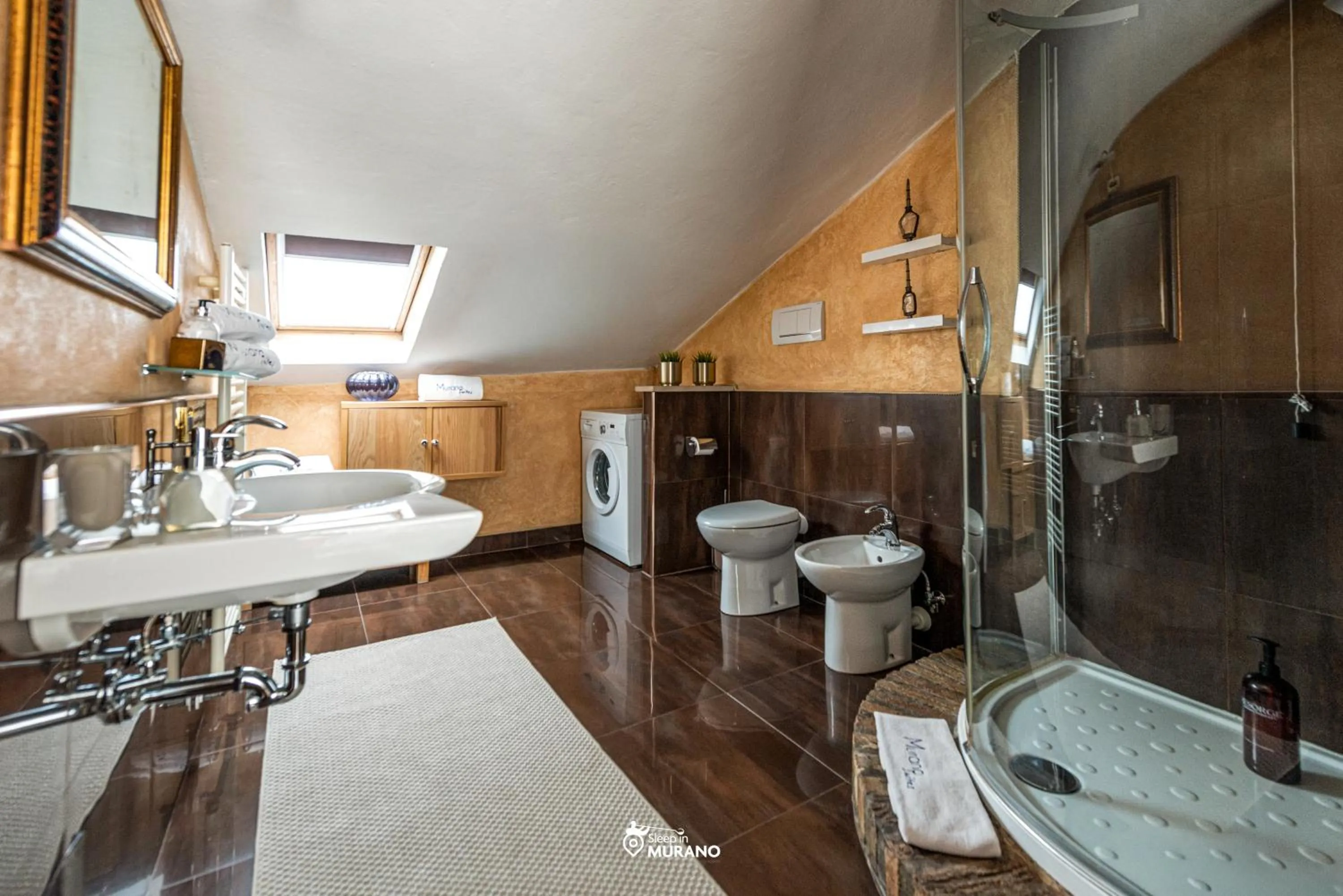 Shower in MURANO Suites - BOUTIQUE Apartments adults only