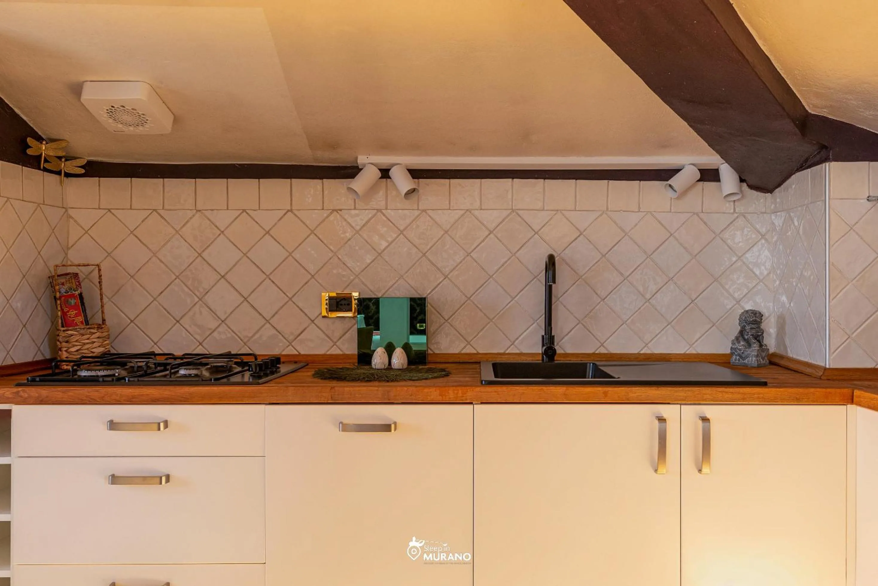 Kitchen or kitchenette in MURANO Suites - BOUTIQUE Apartments adults only