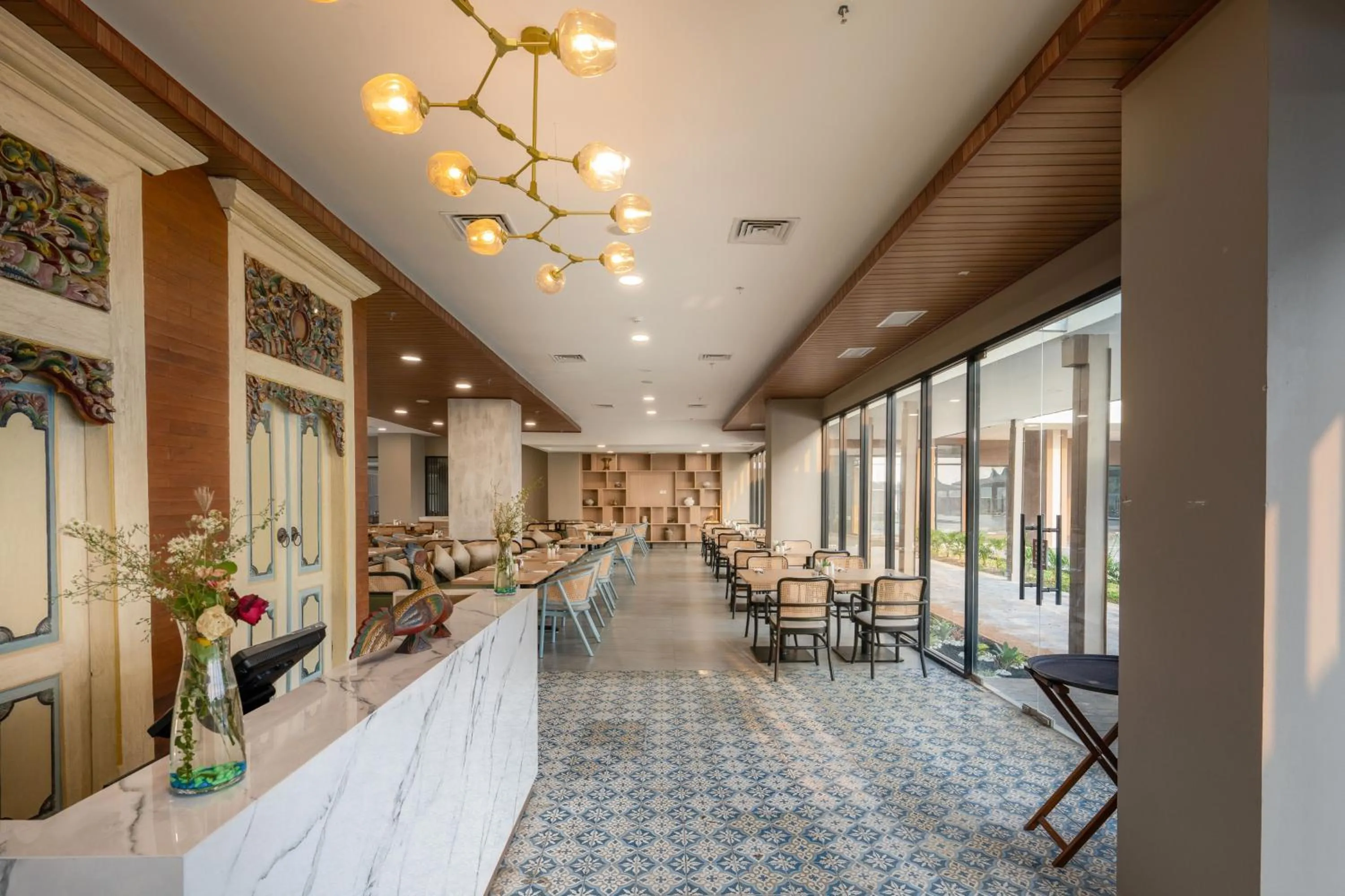 Restaurant/places to eat in Myze Hotel Sumenep