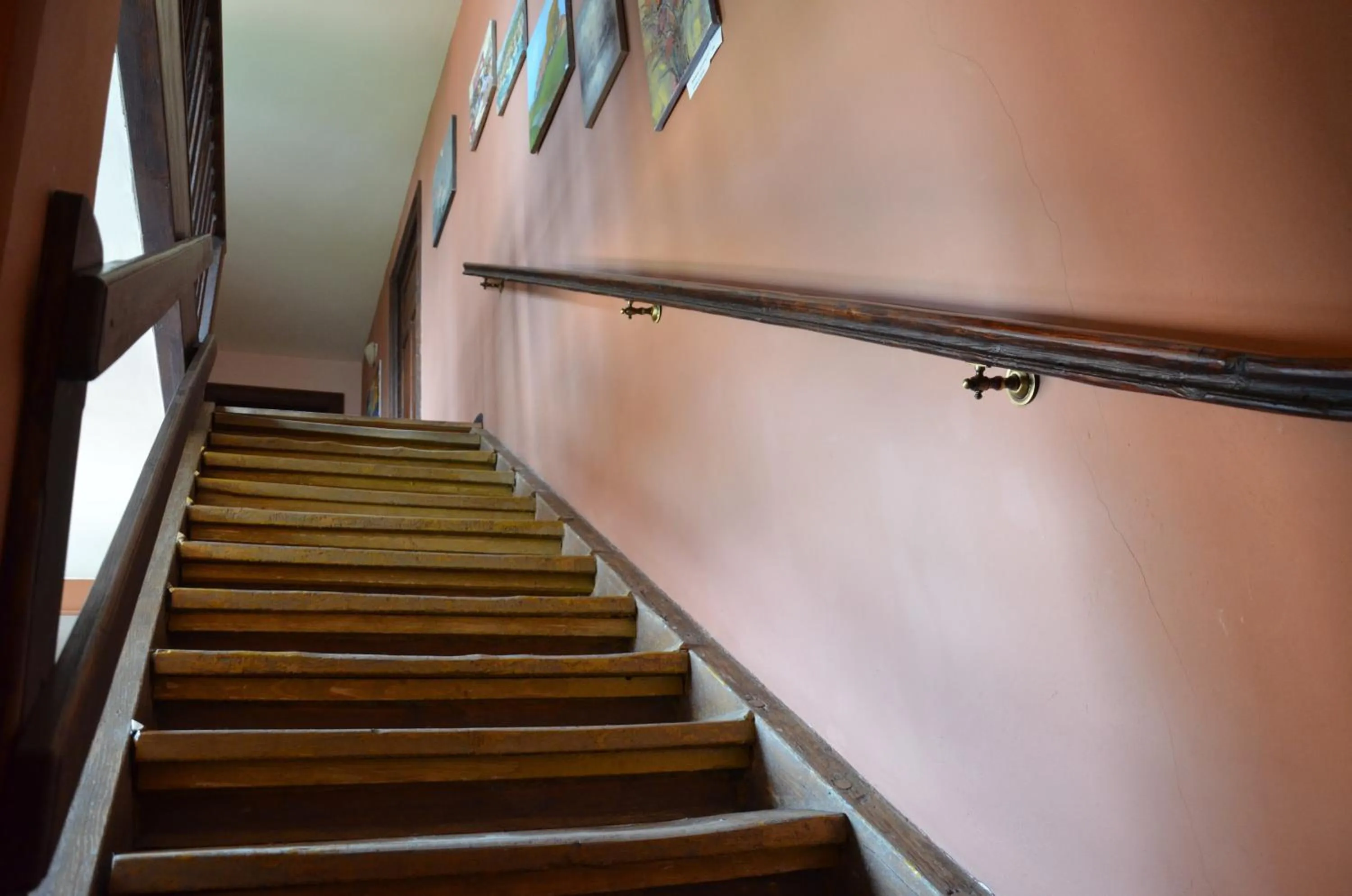 Decorative detail in Stara Szkoła w Harszu