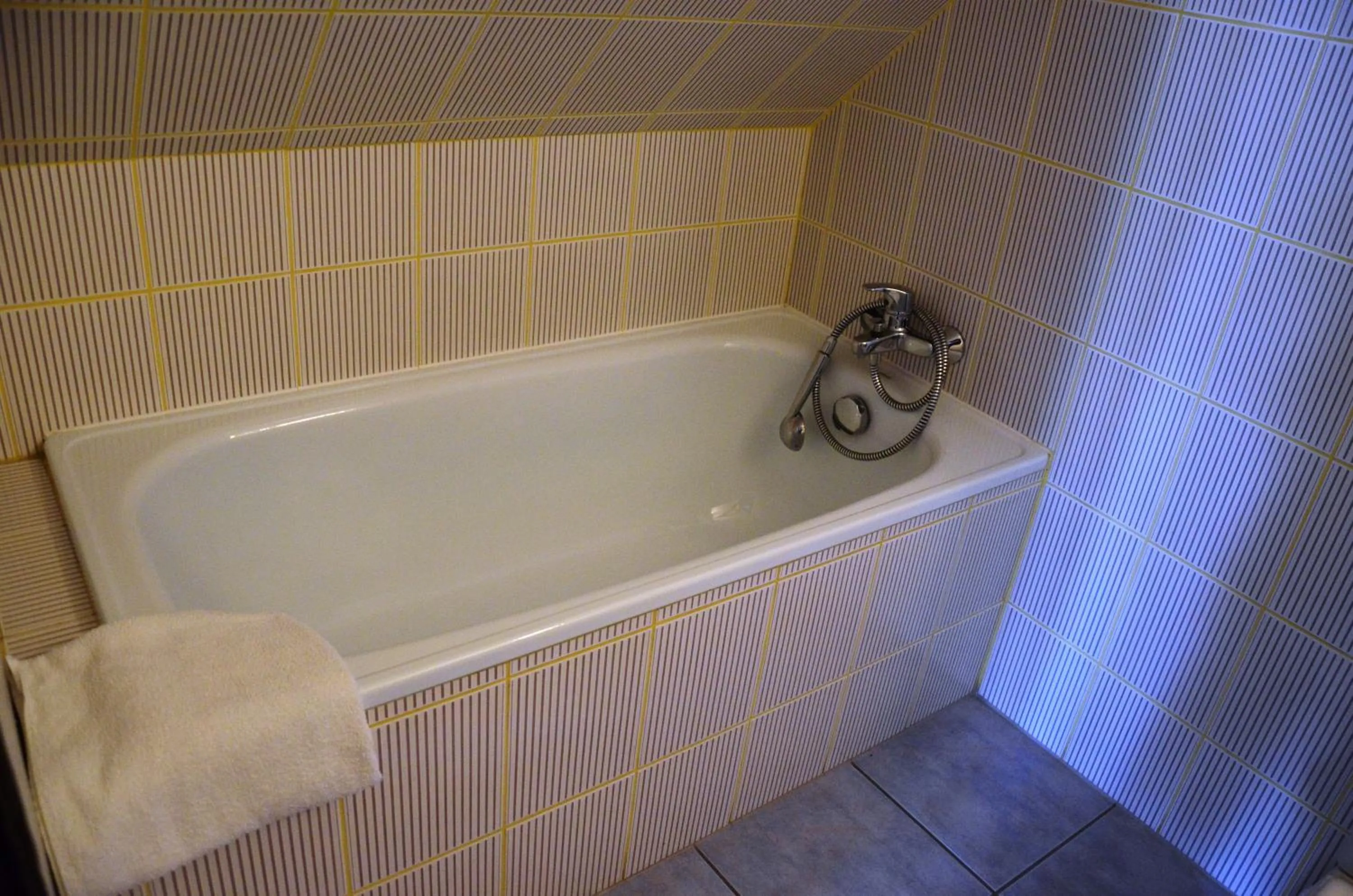 Bathroom in Stara Szkoła w Harszu