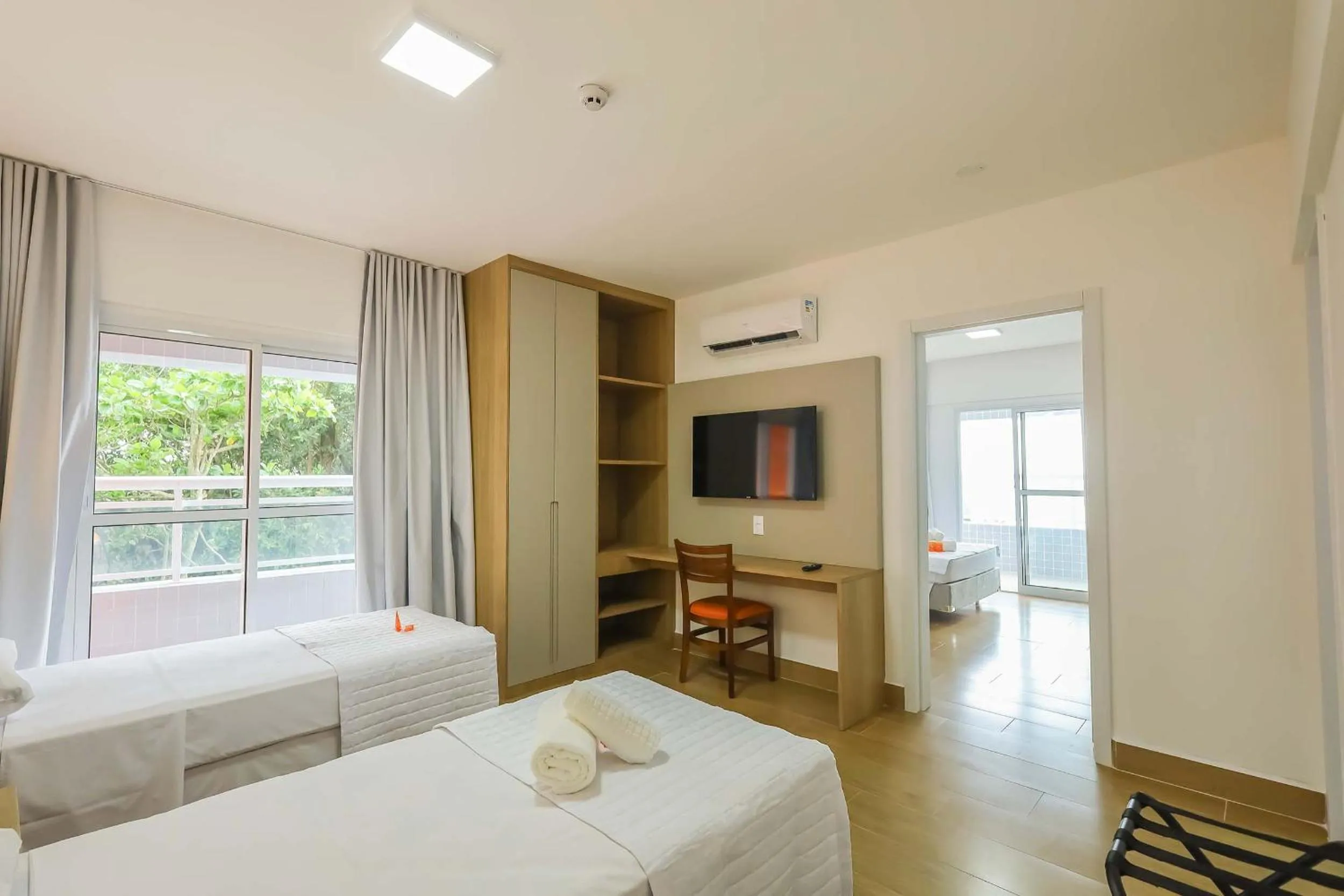 Bedroom, Bed in Tri Hotel Praia Grande