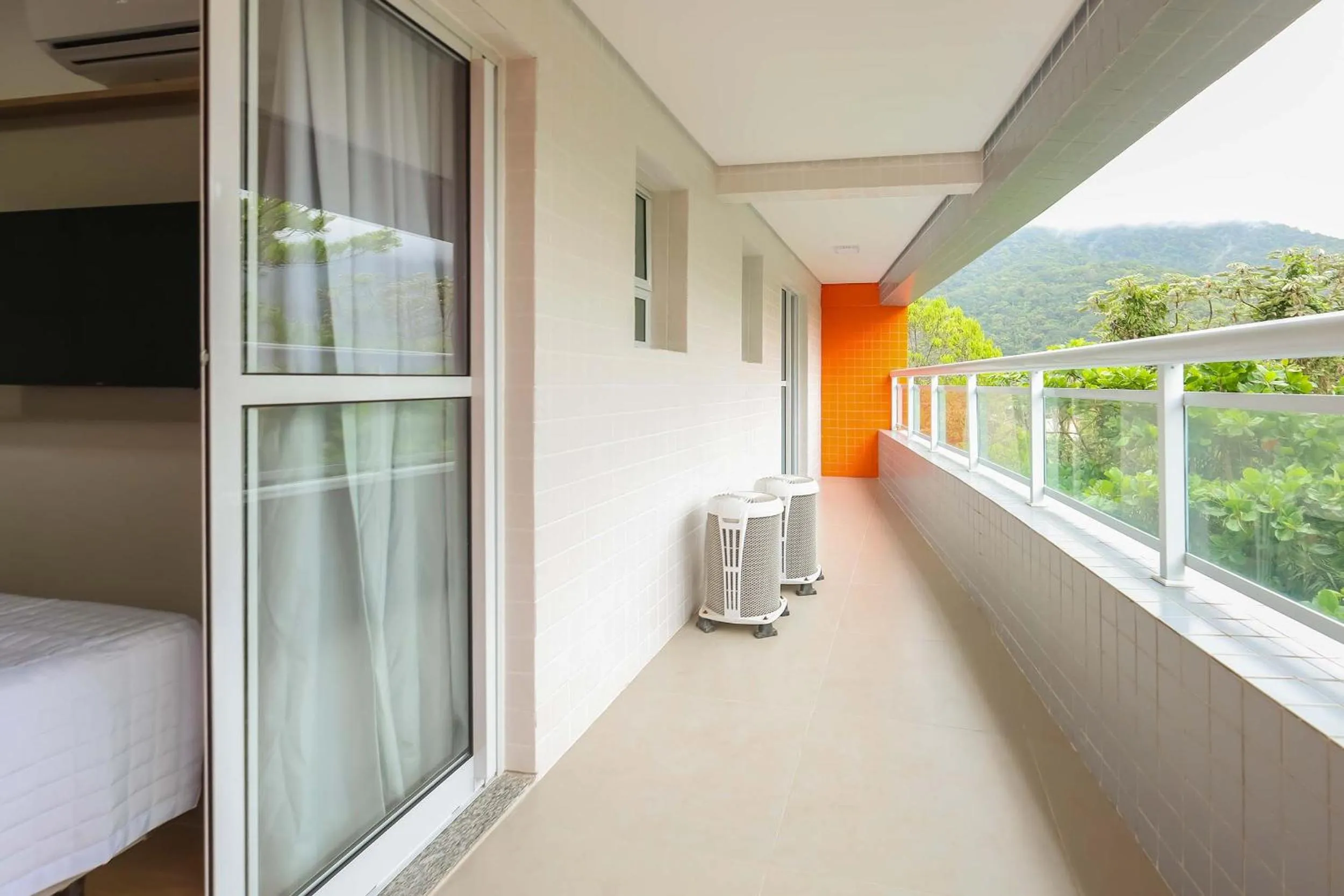 View (from property/room), Bed in Tri Hotel Praia Grande