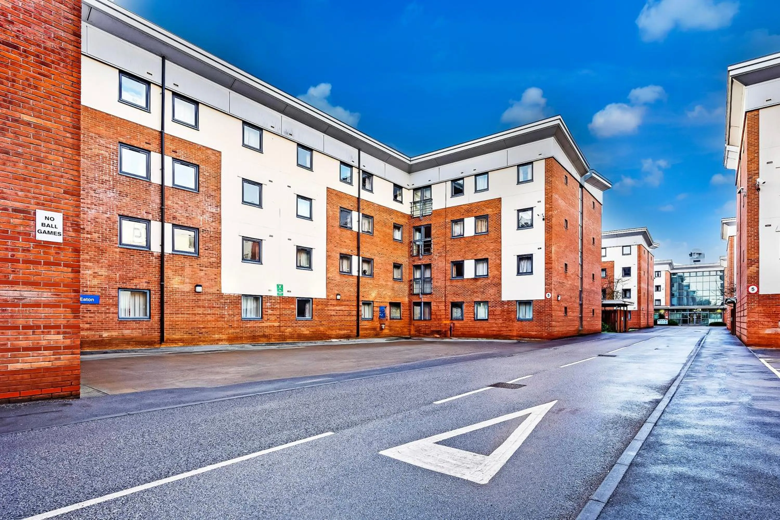 Facade/entrance in Crewe City Centre