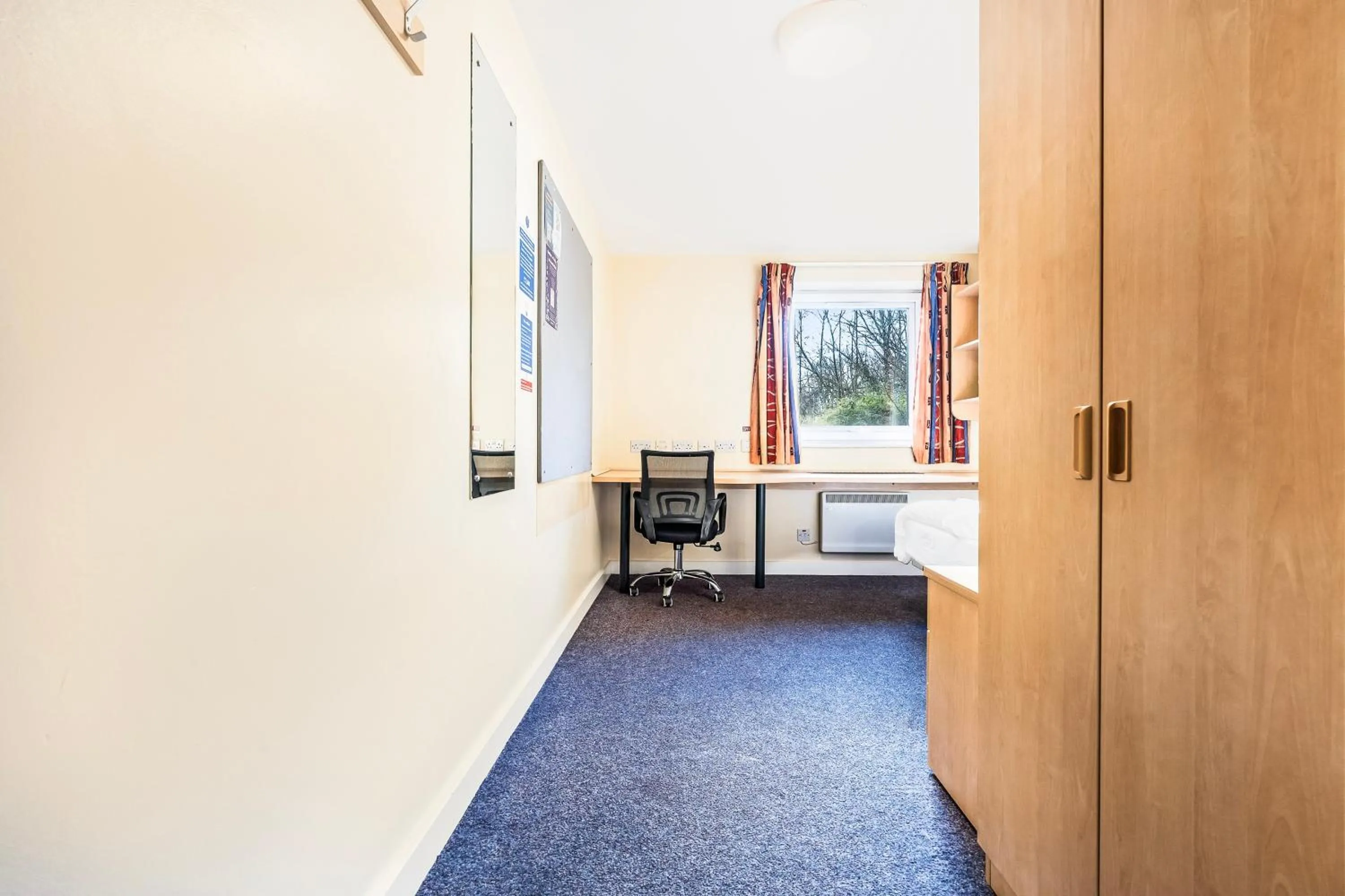 Bedroom in Crewe City Centre