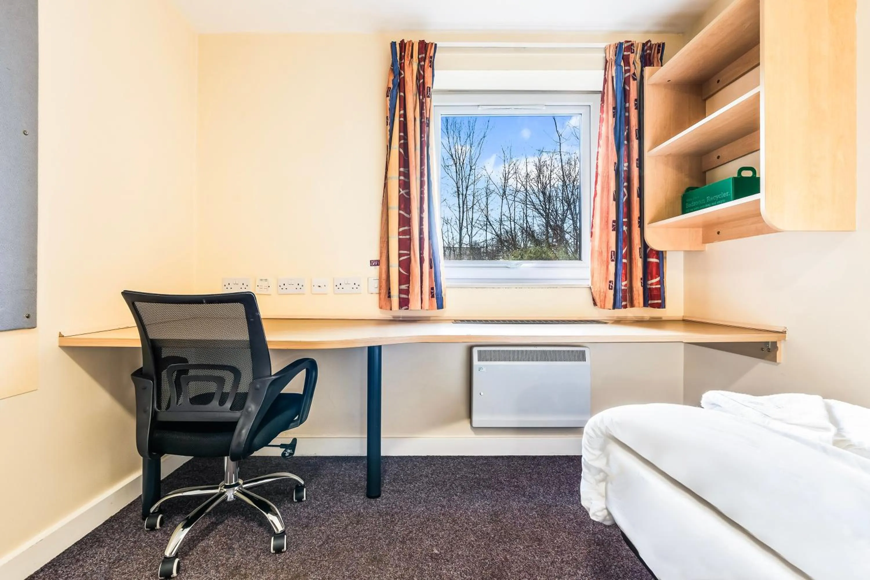 Bedroom in Crewe City Centre