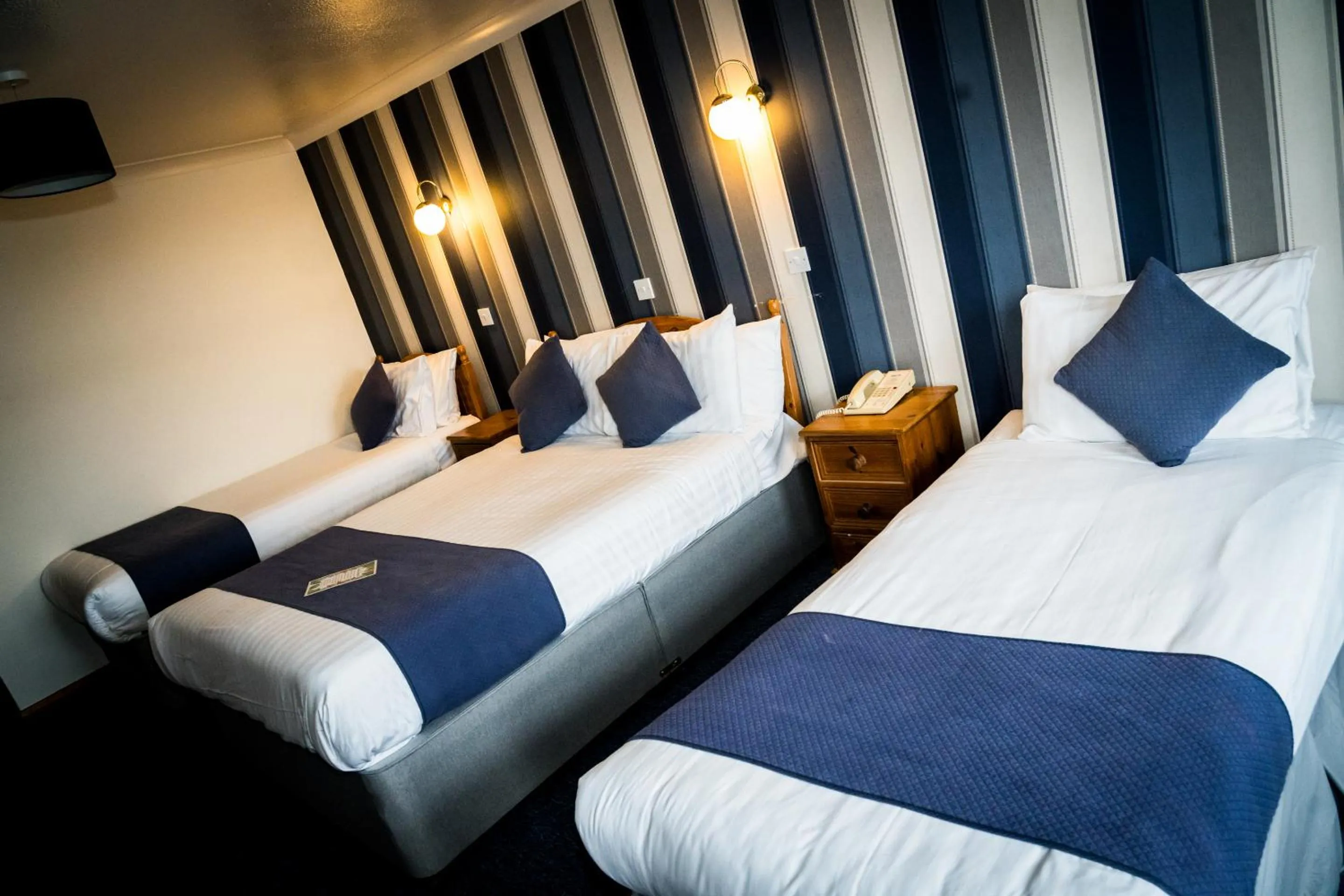 Bedroom in Channel View Hotel