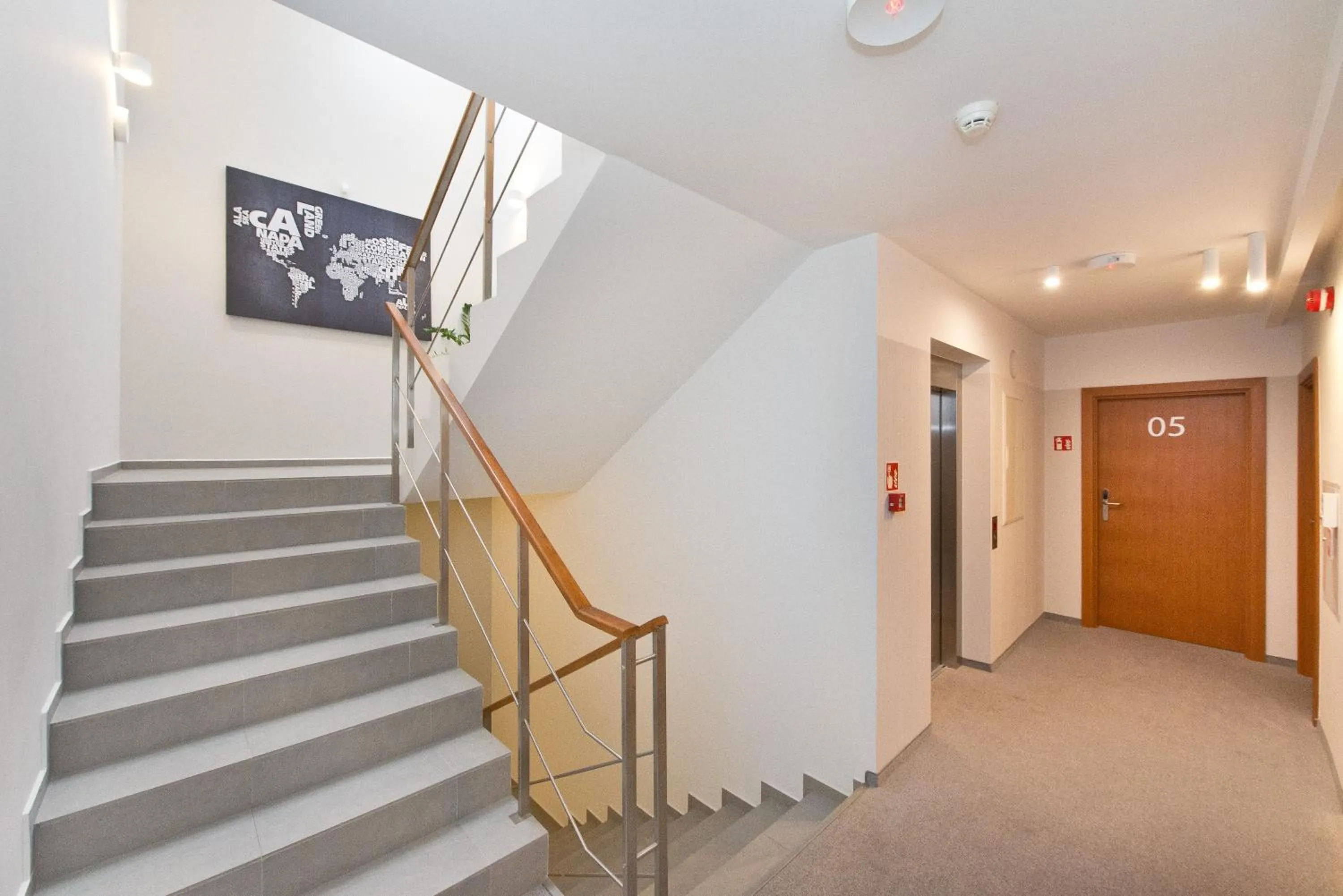 Lobby or reception in Villa 21 by Victus