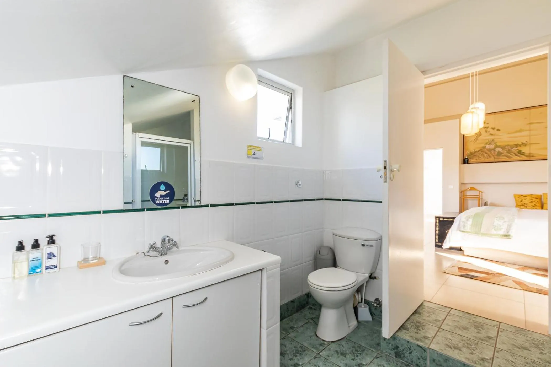 Bathroom in Admiralty Bed & Breakfast