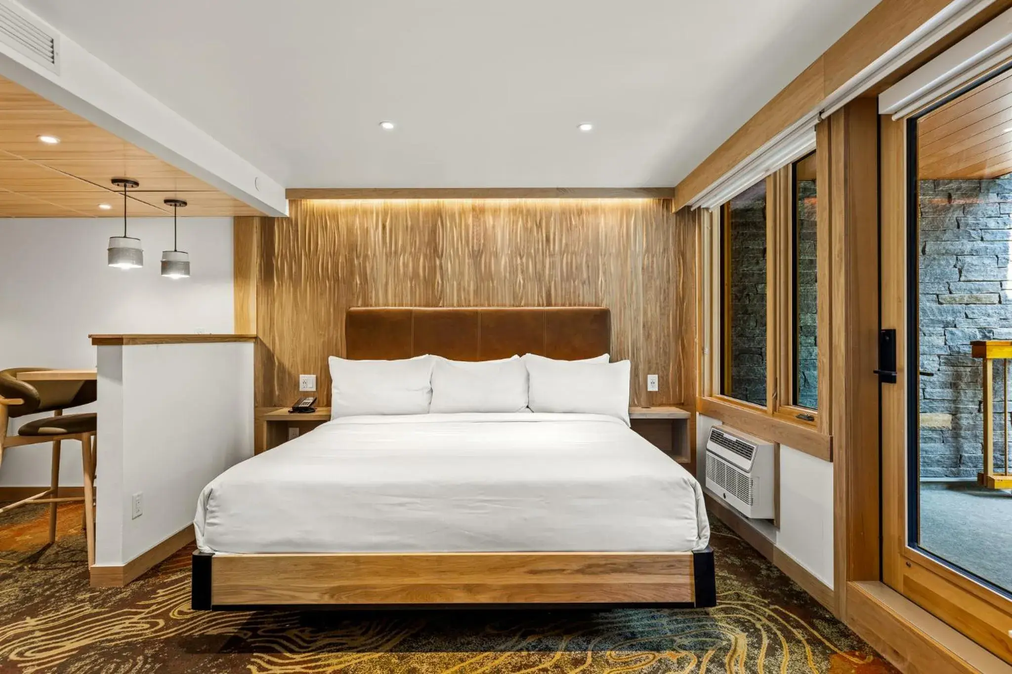 King Suite in Otter Hotel King Suite in Otter Hotel