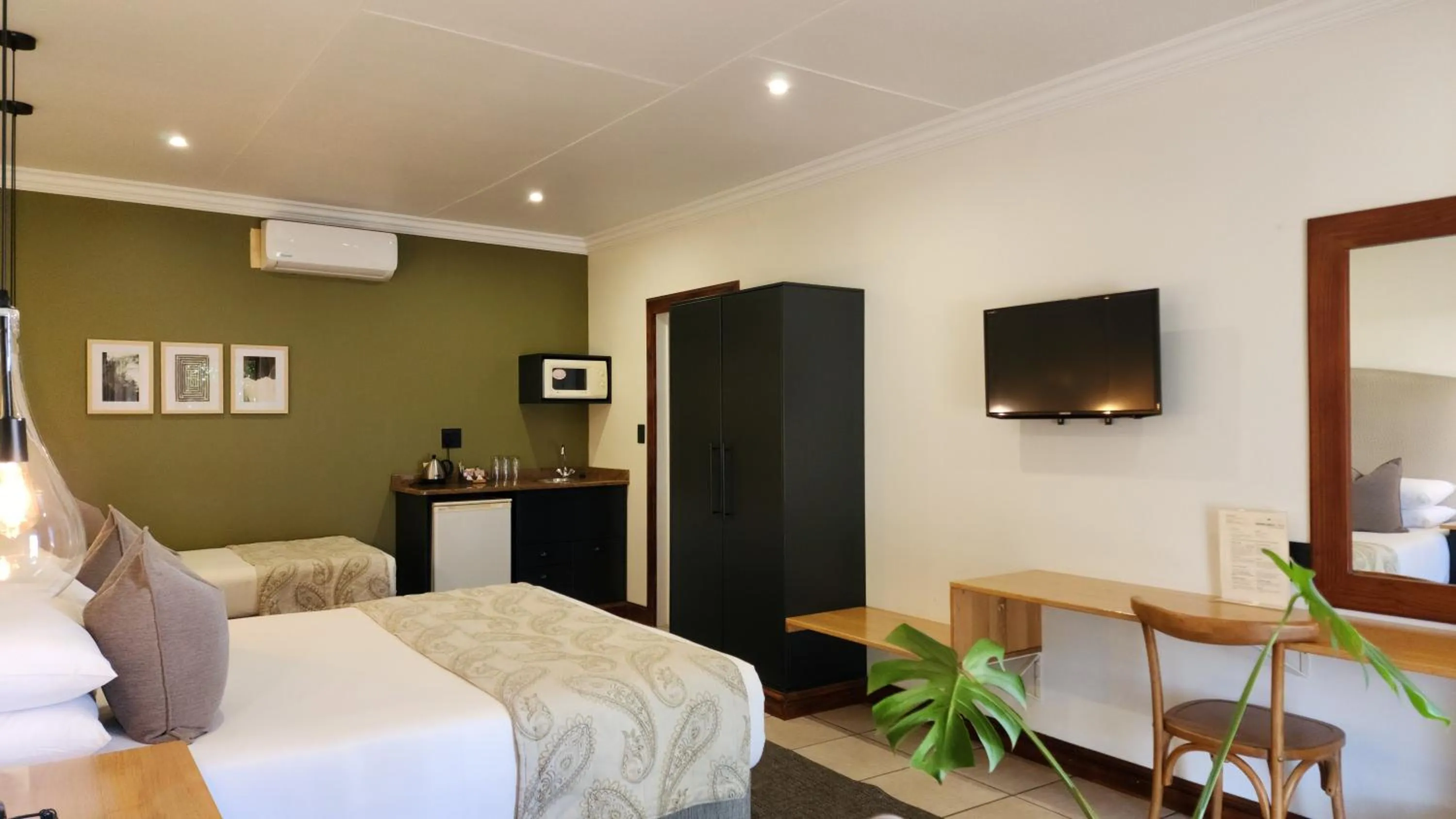 Coffee/tea facilities, Bed in Shonalanga Lodge