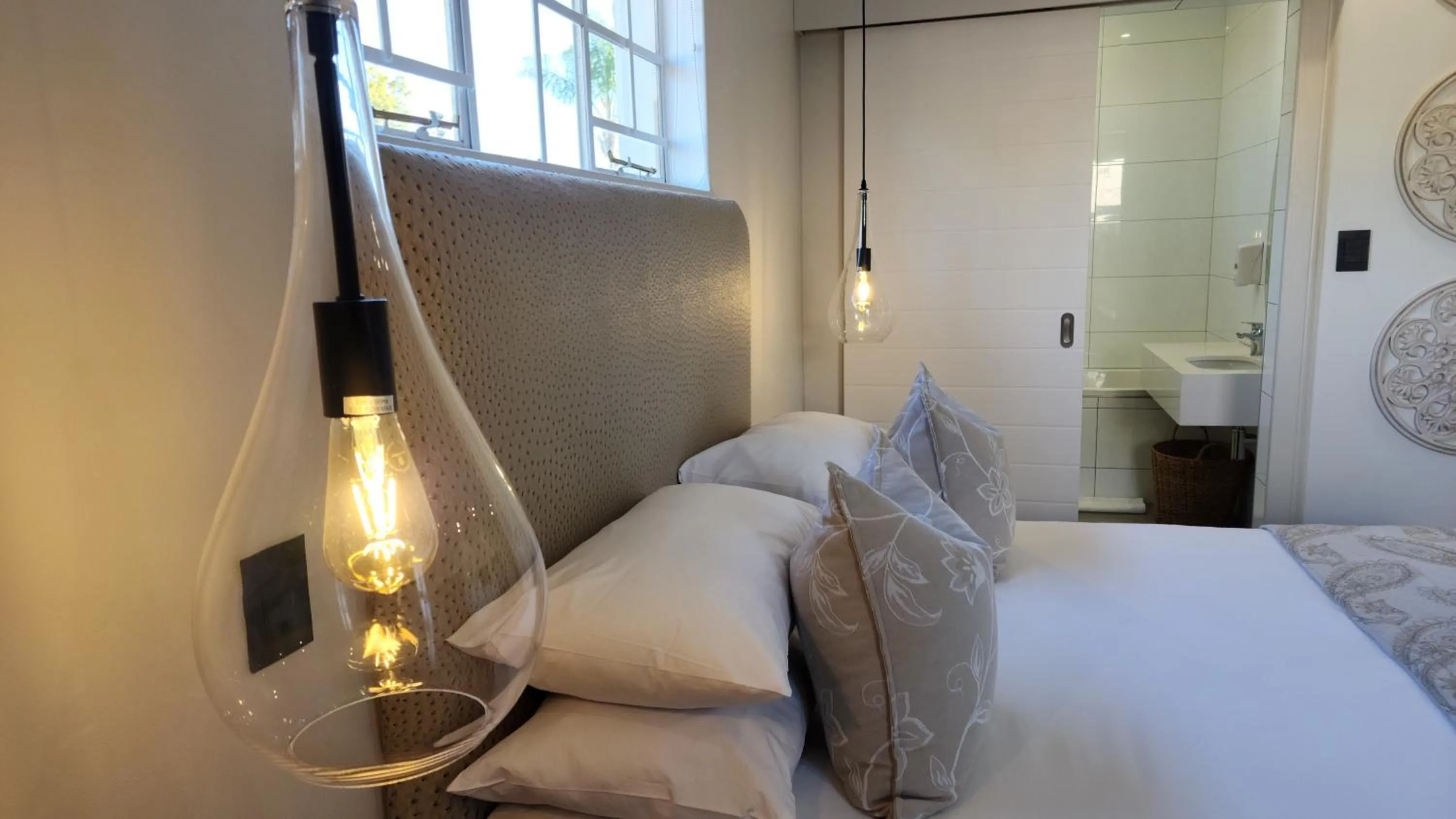 Bed in Shonalanga Lodge