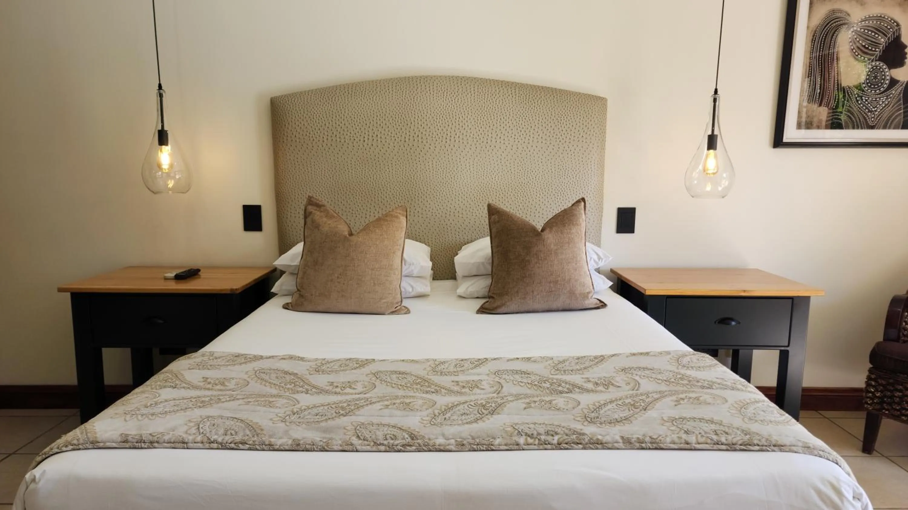 Bed in Shonalanga Lodge