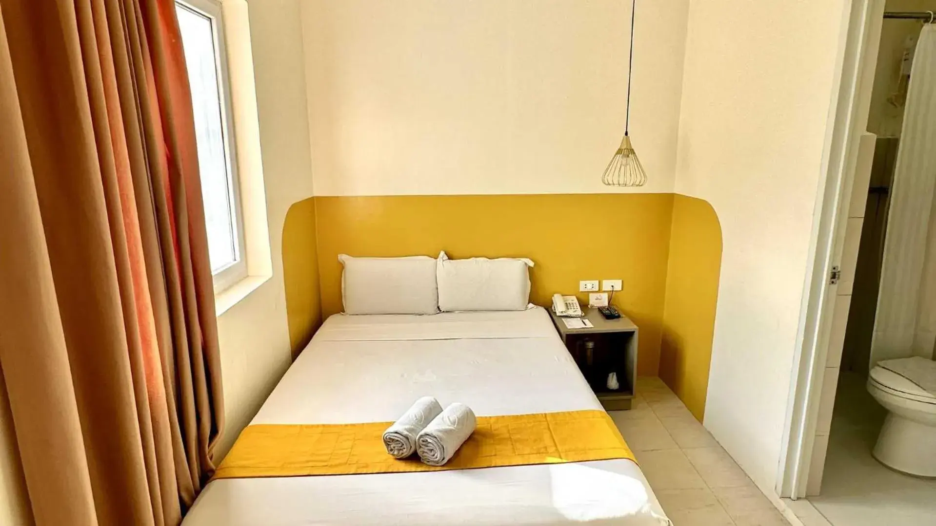 Standard Double Room in Travelbee Capitol Inn Standard Double Room in Travelbee Capitol Inn