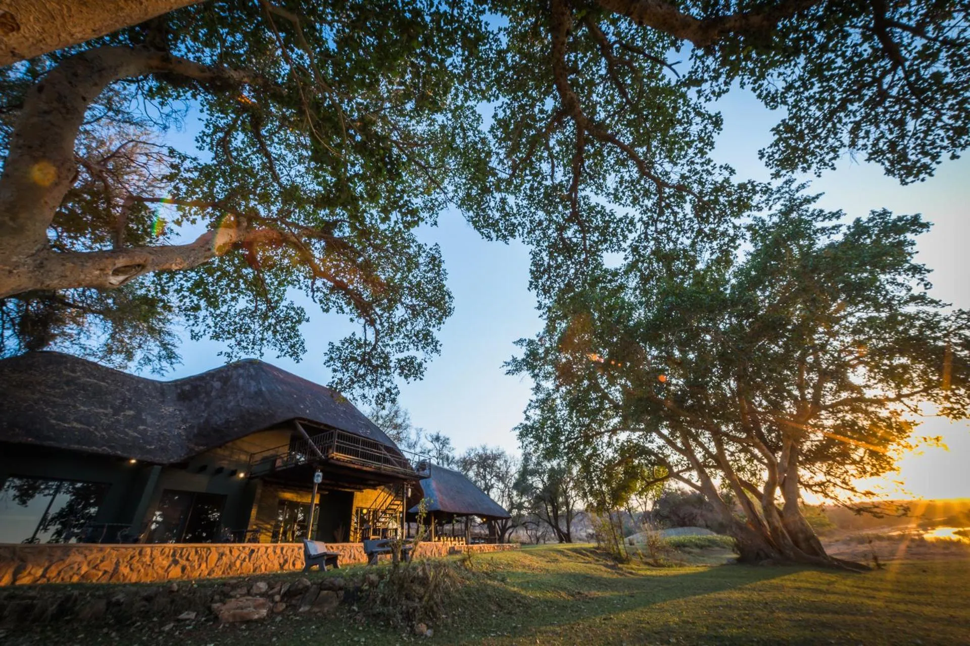 Property building in Maninghi Lodge