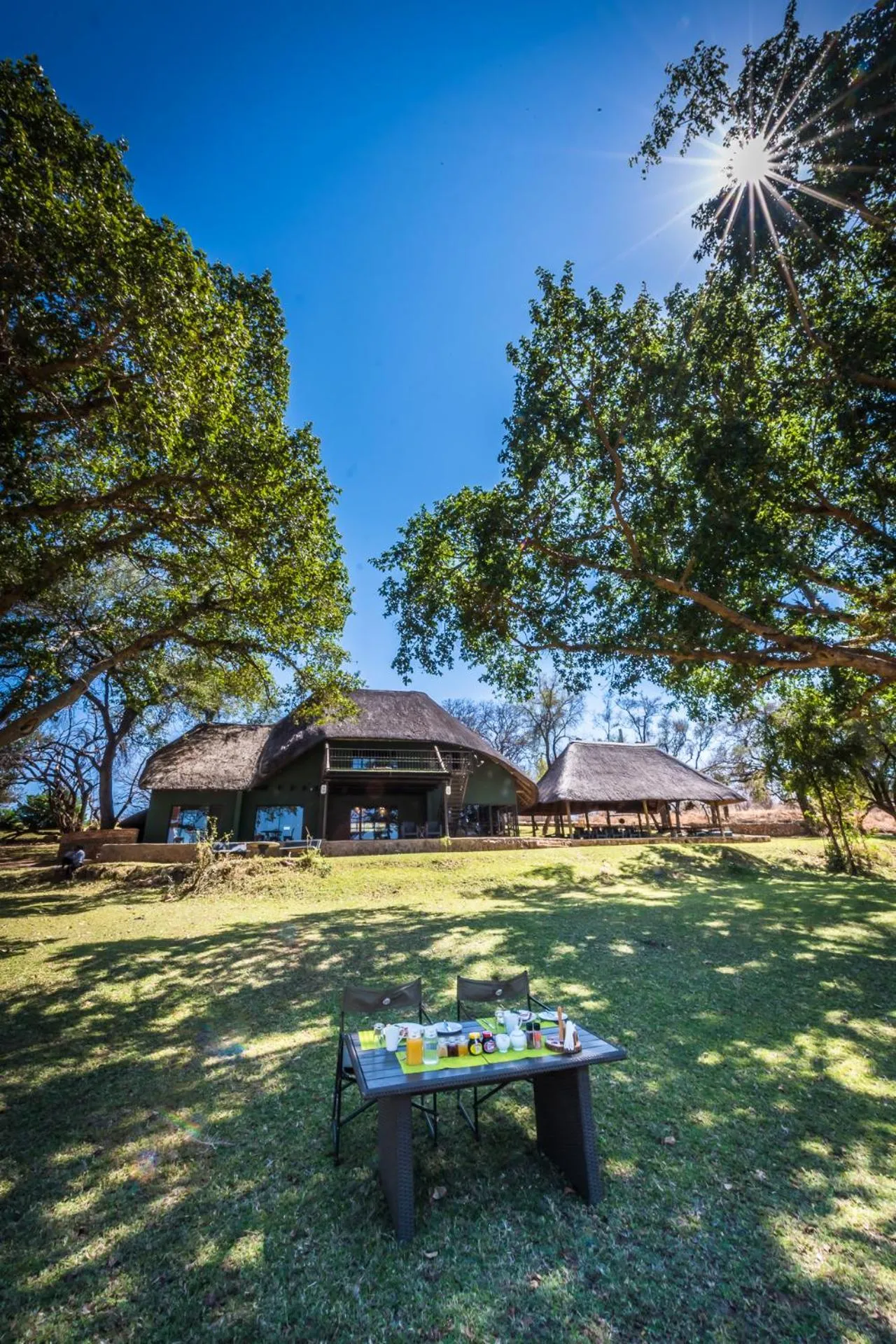 Patio in Maninghi Lodge