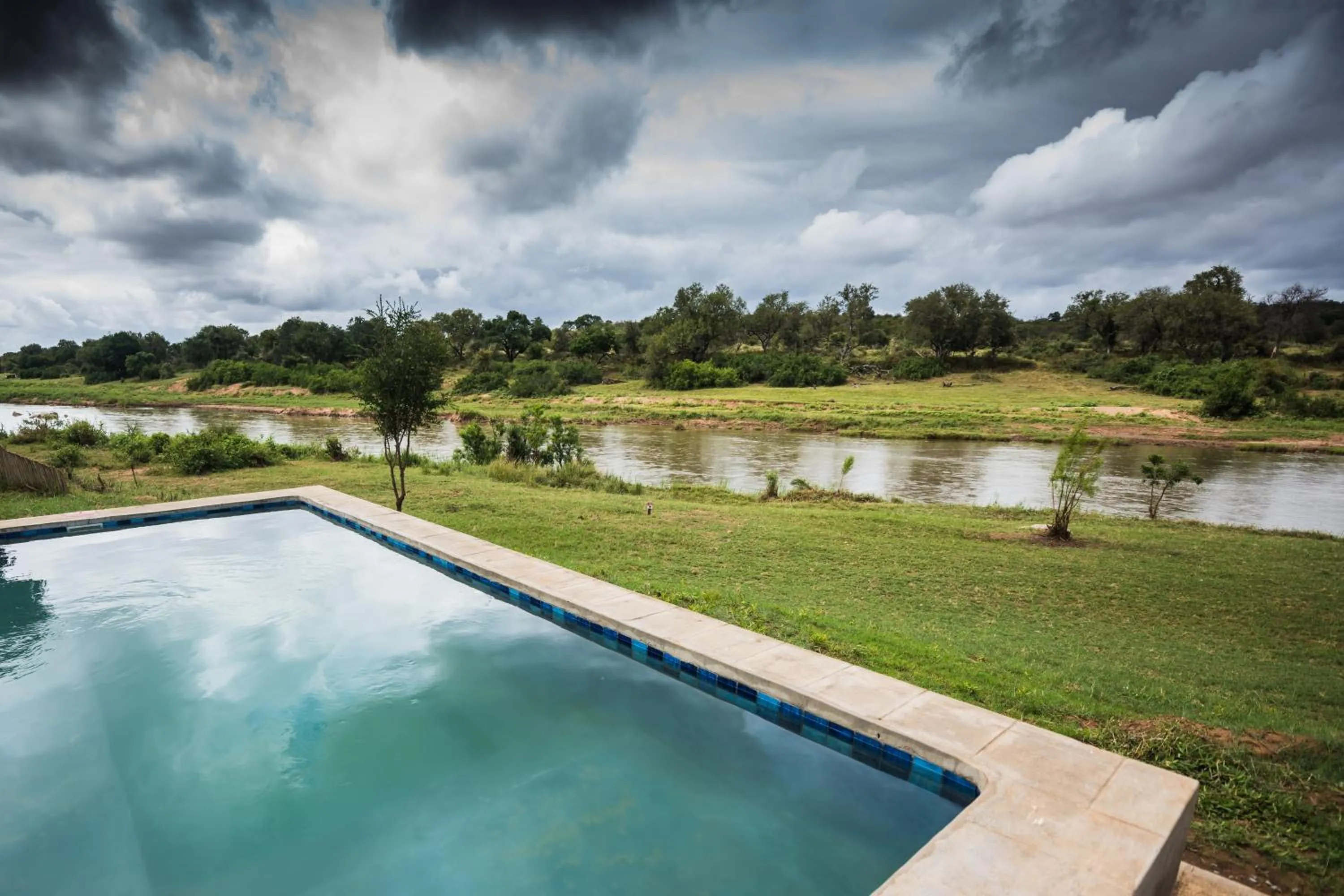 Property building in Maninghi Lodge