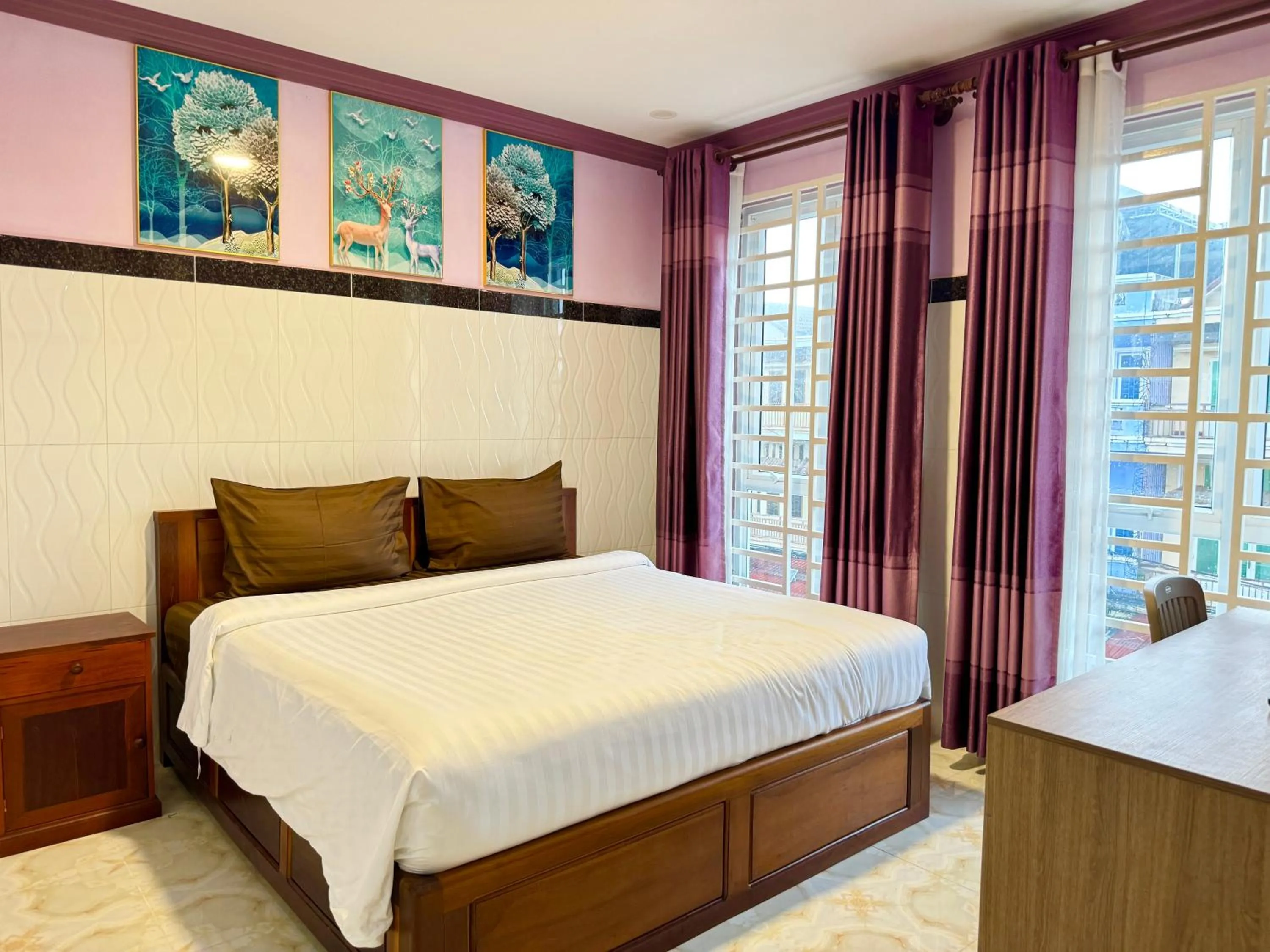 Bed in The Cozy Corner-Budget Hotel