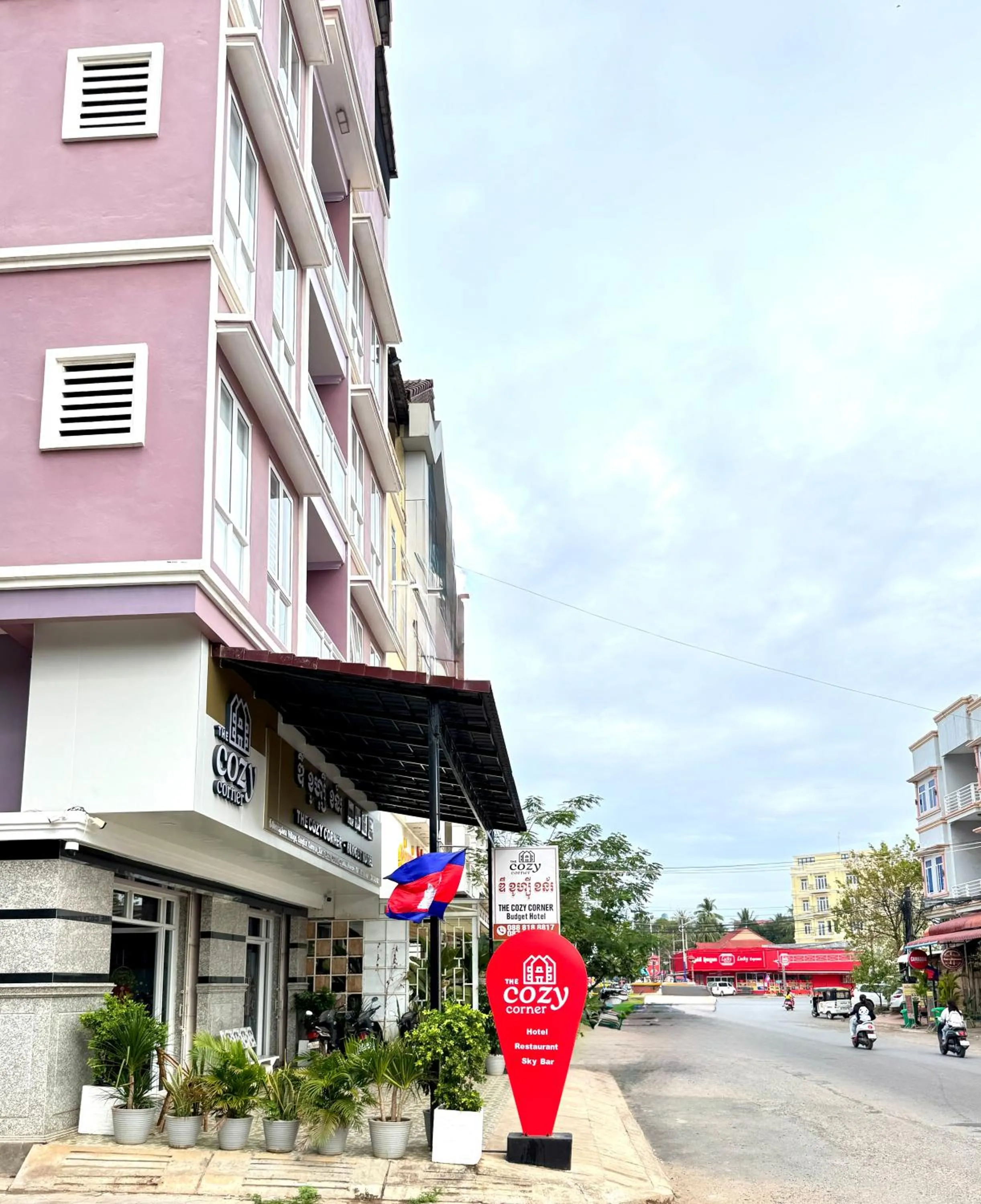 Property building in The Cozy Corner-Budget Hotel