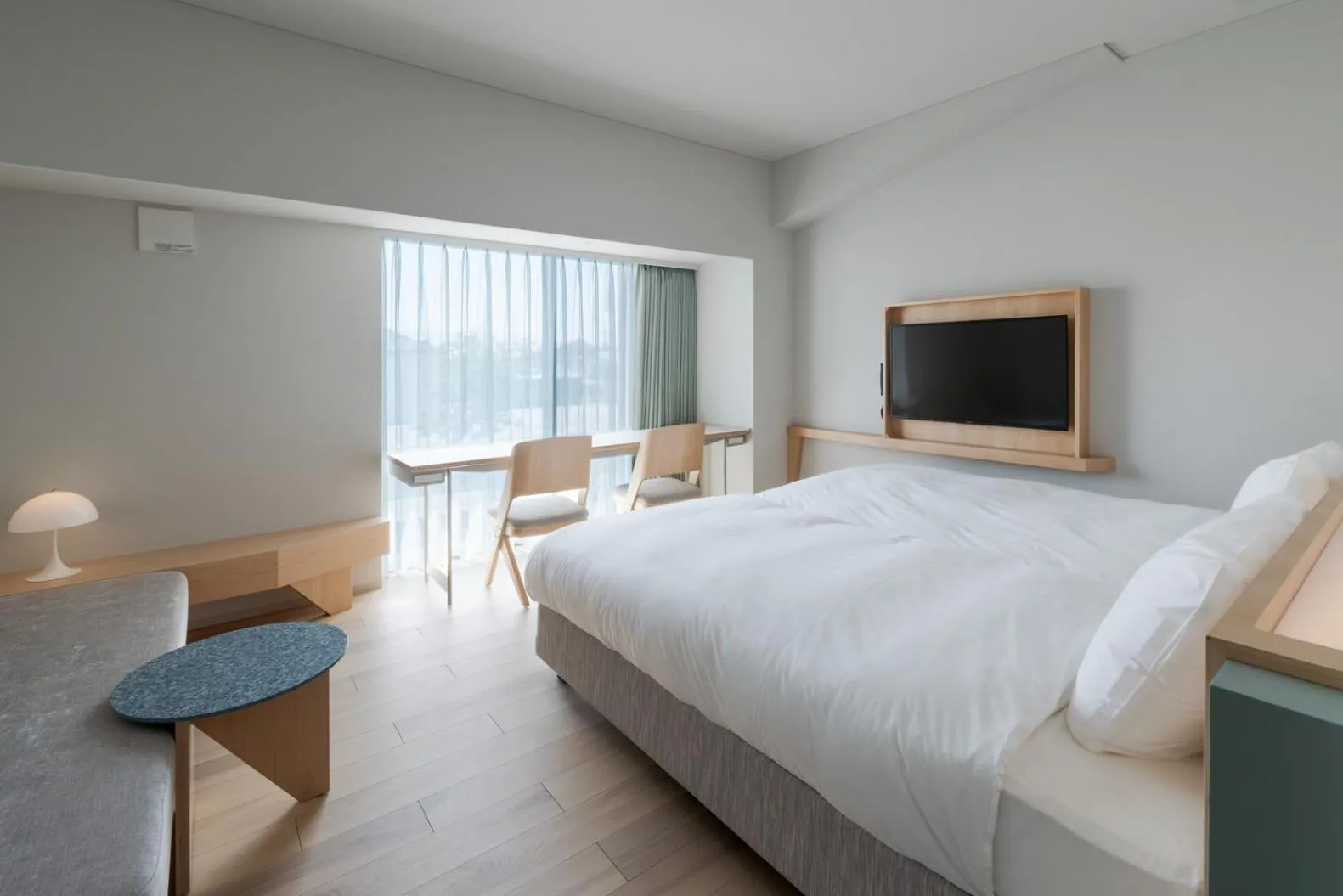 Photo of the whole room, Bed in ITOMACHI Hotel 0