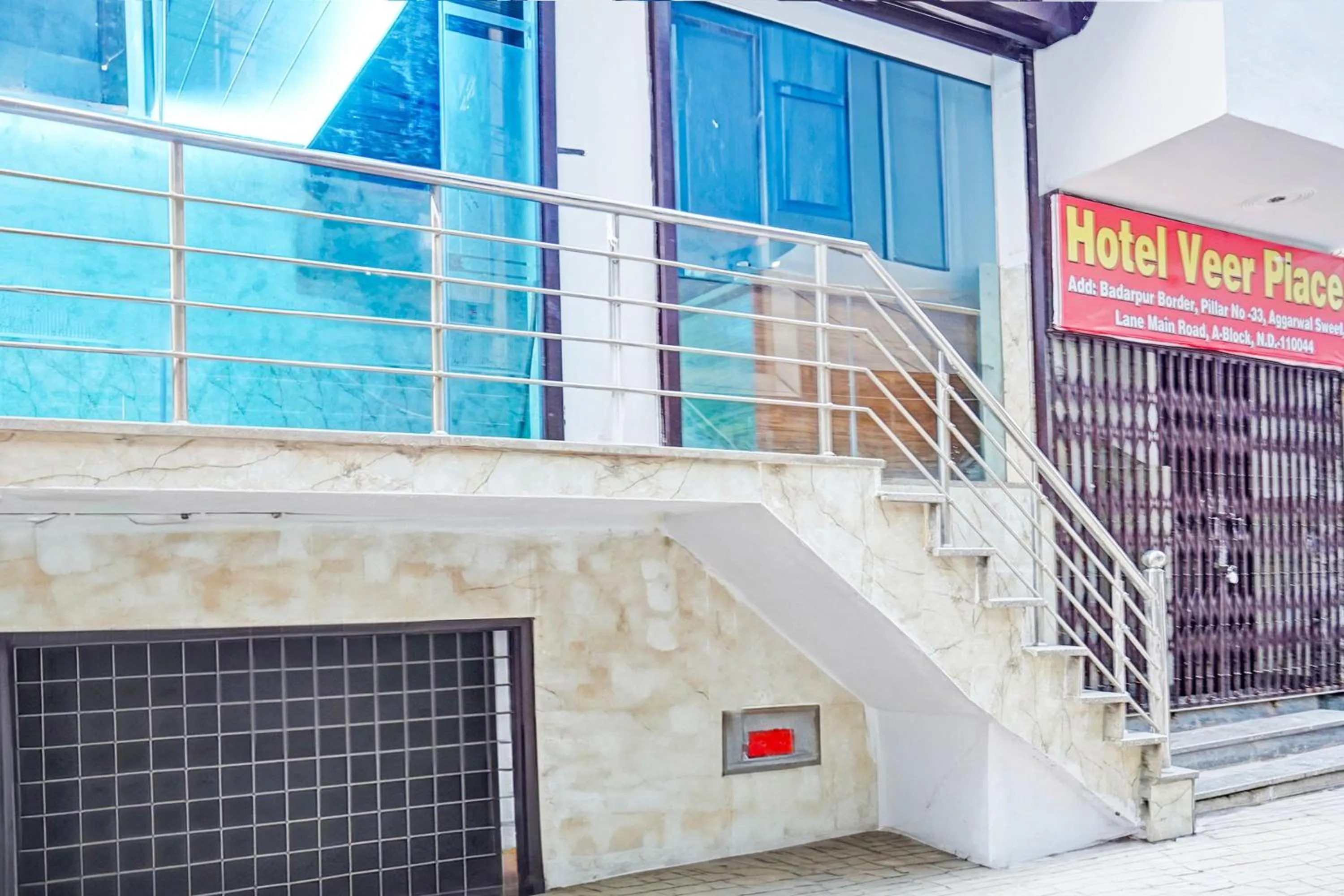 Facade/entrance in Hotel O veer palace