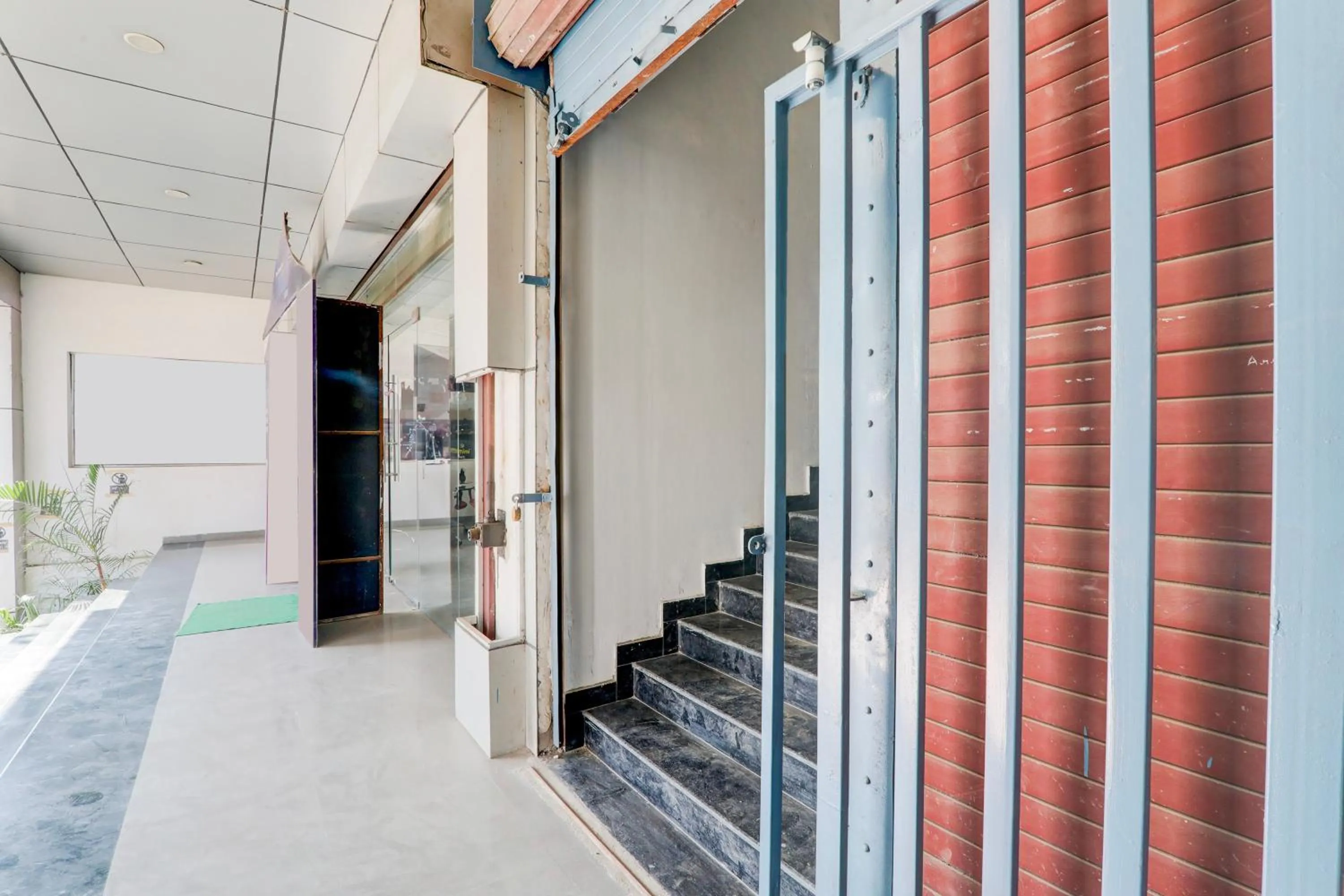 Facade/entrance in Hotel O by OYO Stay Inn