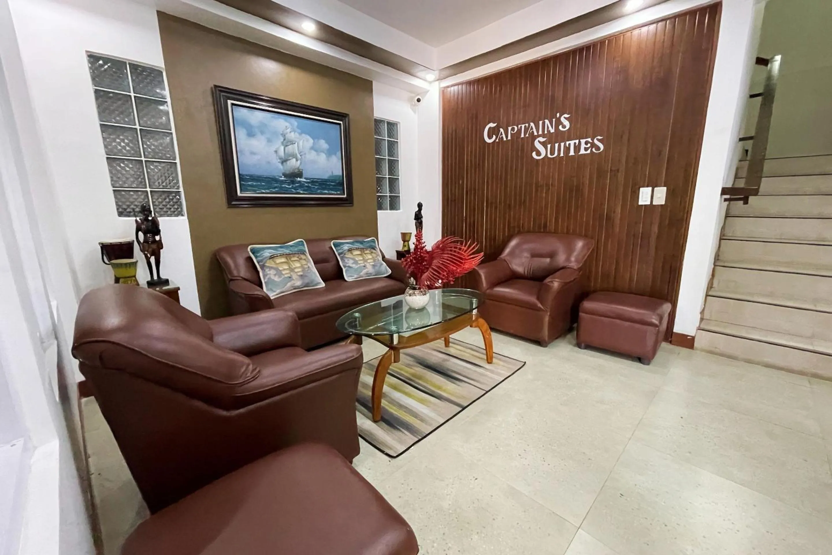 Lobby or reception in Captains Suites Albay