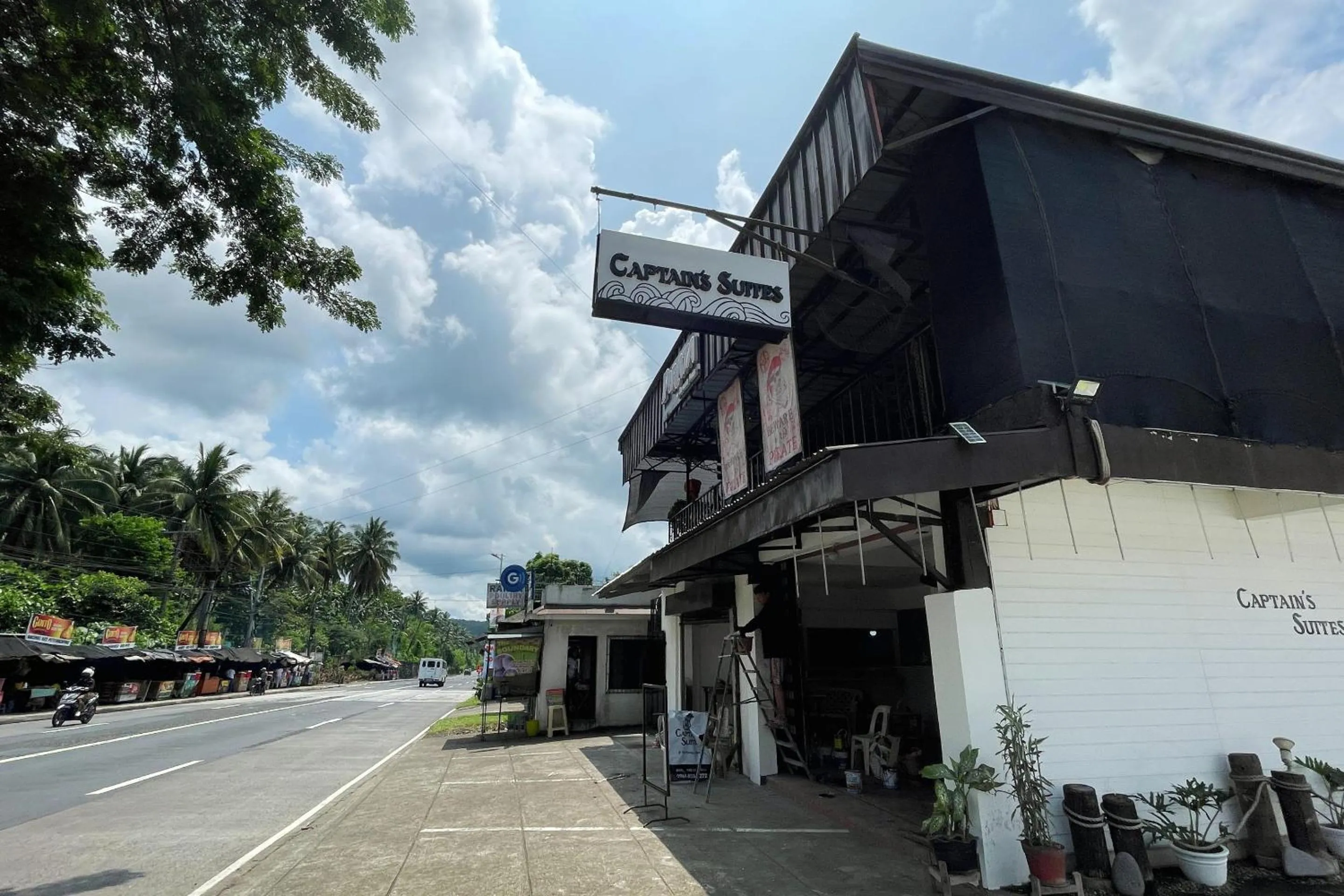 Property building in Captains Suites Albay